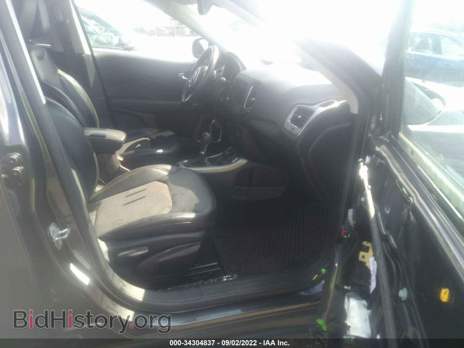 2018 JEEP COMPASS - VIN: 3C4NJDBBXJT398475 - Фото 5