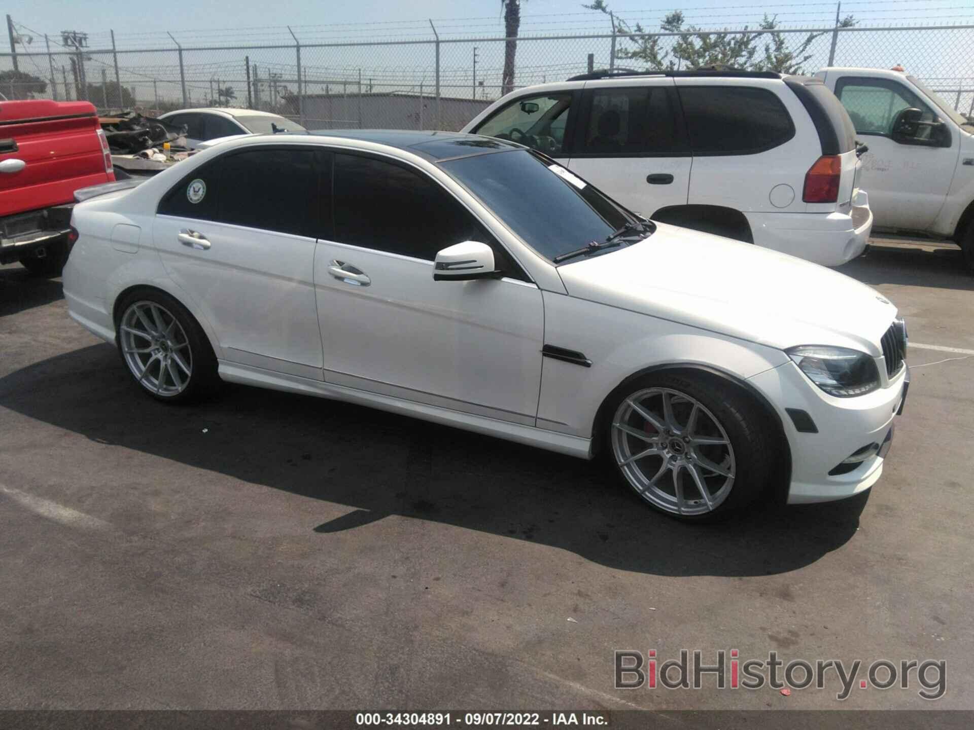 Photo WDDGF5EB6BR153085 - MERCEDES-BENZ C-CLASS 2011