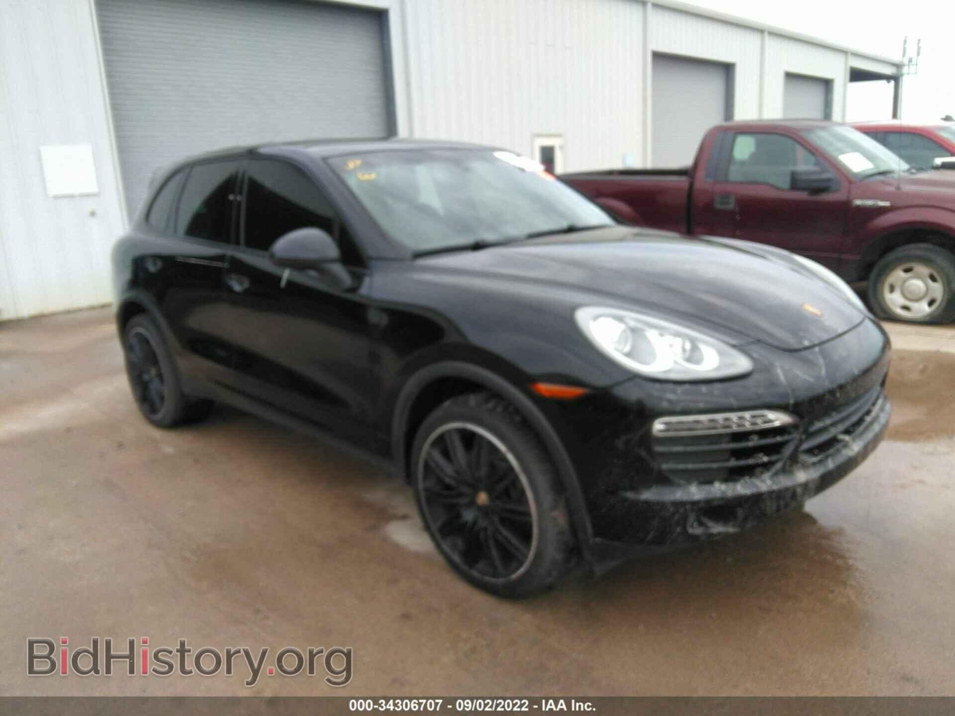 Фотография WP1AA2A21CLA08428 - PORSCHE CAYENNE 2012