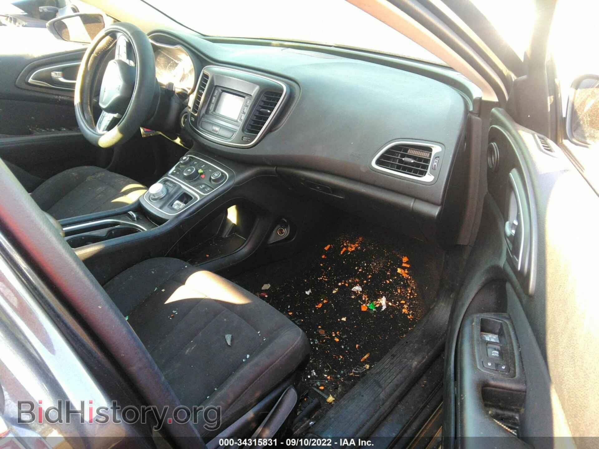 2015 CHRYSLER 200 - VIN: 1C3CCCAB3FN746299 - Фото 5