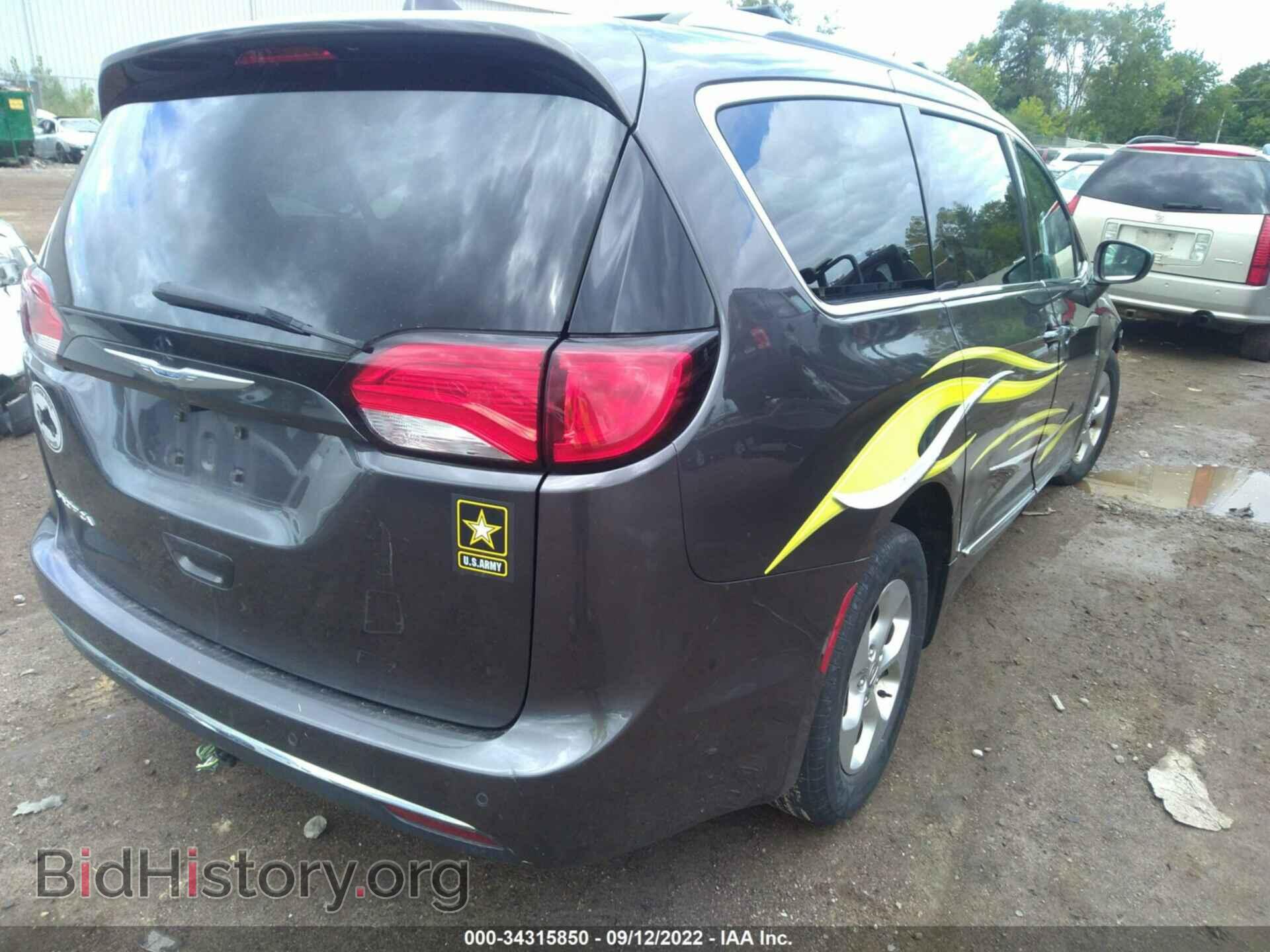 2017 CHRYSLER PACIFICA - VIN: 2C4RC1EG1HR722766 - Фото 4