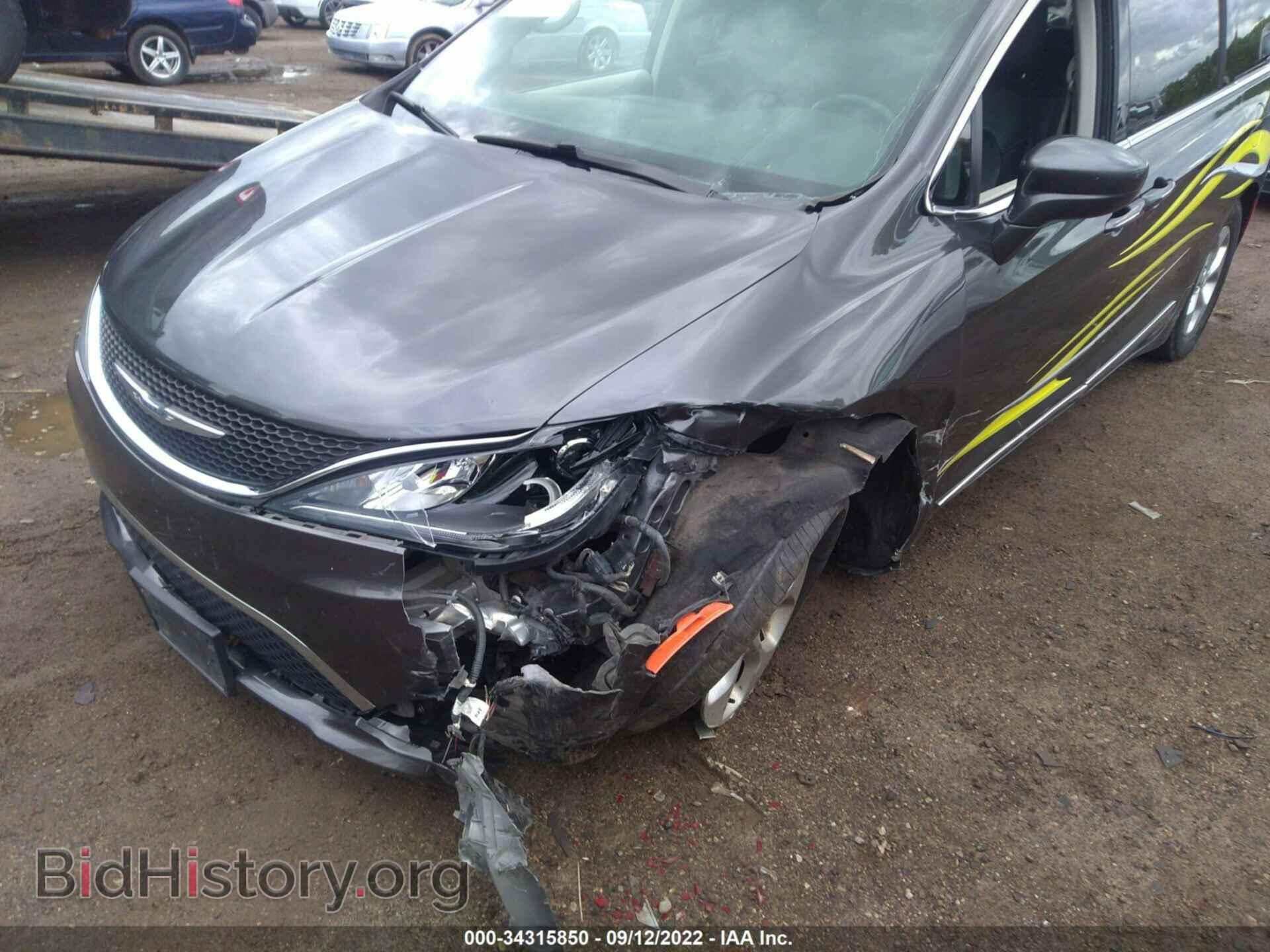 2017 CHRYSLER PACIFICA - VIN: 2C4RC1EG1HR722766 - Фото 6