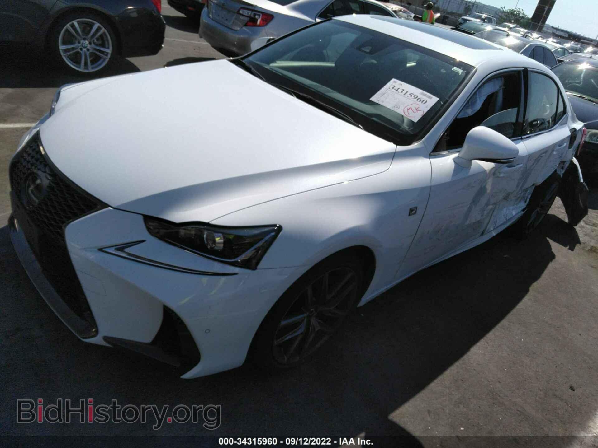 2019 LEXUS IS - VIN: JTHBA1D24K5100386 - Фото 2