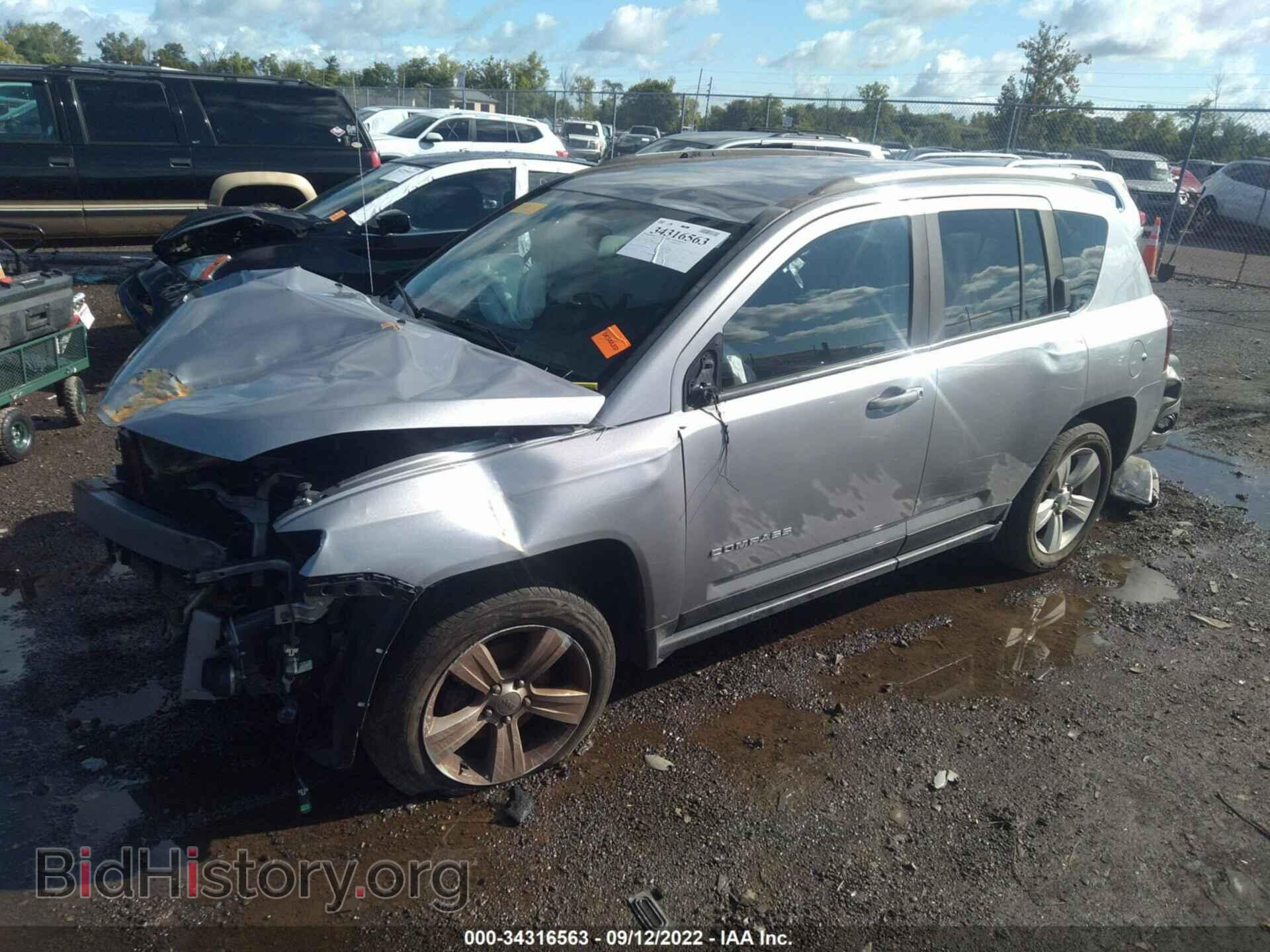 2016 JEEP COMPASS - VIN: 1C4NJCBA4GD560875 - Фото 2