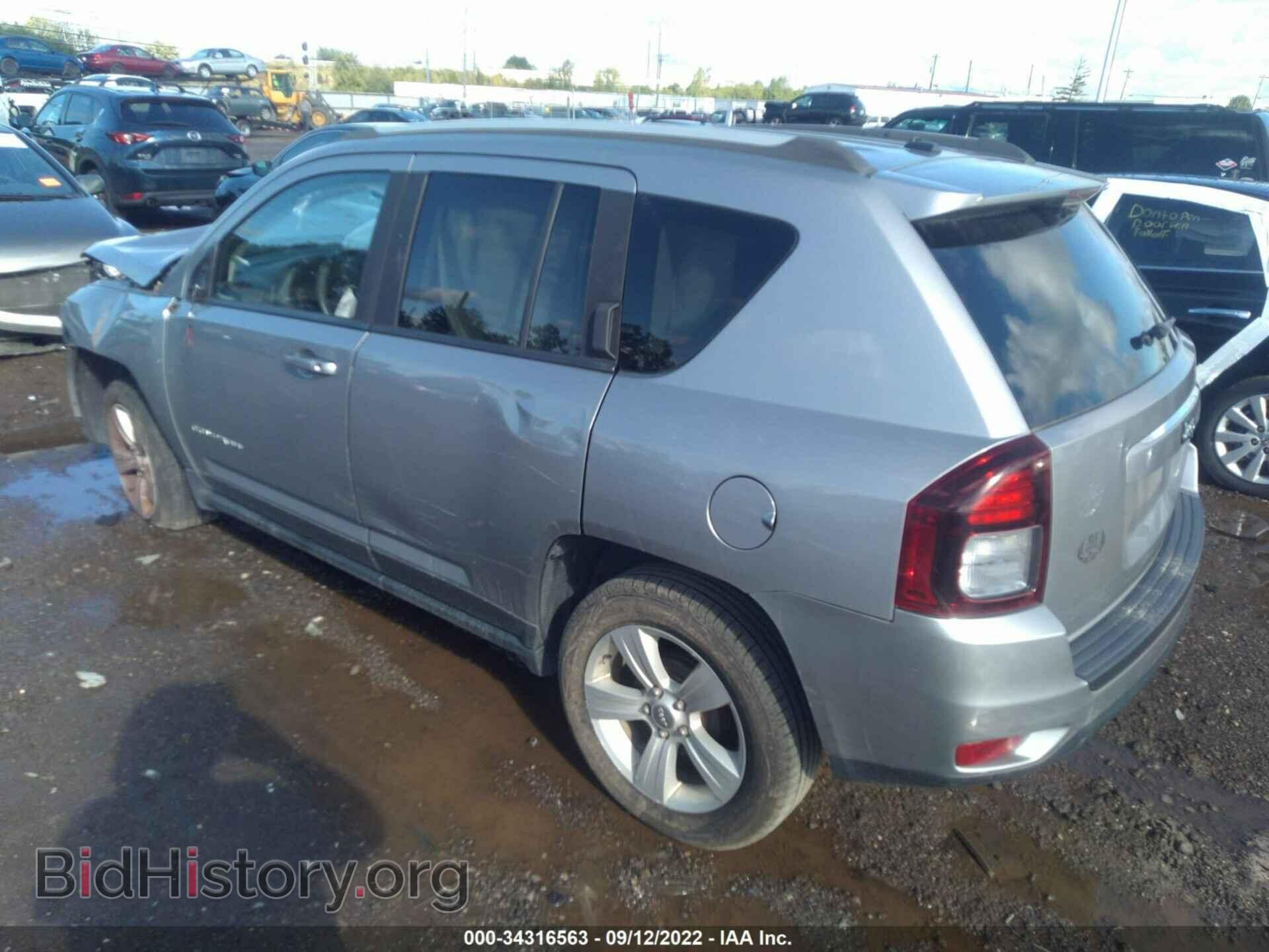 2016 JEEP COMPASS - VIN: 1C4NJCBA4GD560875 - Фото 3