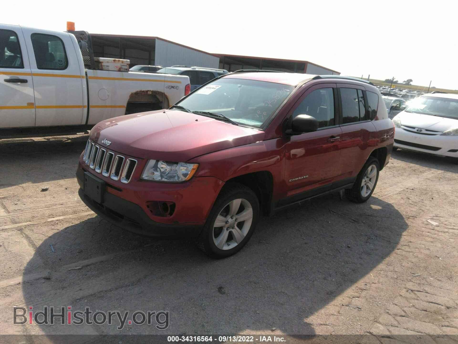 2011 JEEP COMPASS - VIN: 1J4NF1FBXBD163943 - Фото 2