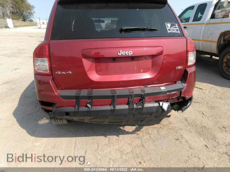 2011 Jeep COMPASS (VIN 1J4NF1FBXBD163943) — фото 6 из 11