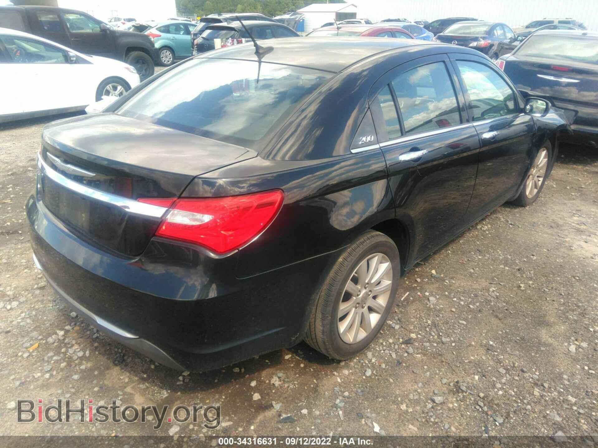 2013 CHRYSLER 200 - VIN: 1C3CCBCG8DN511073 - Фото 4