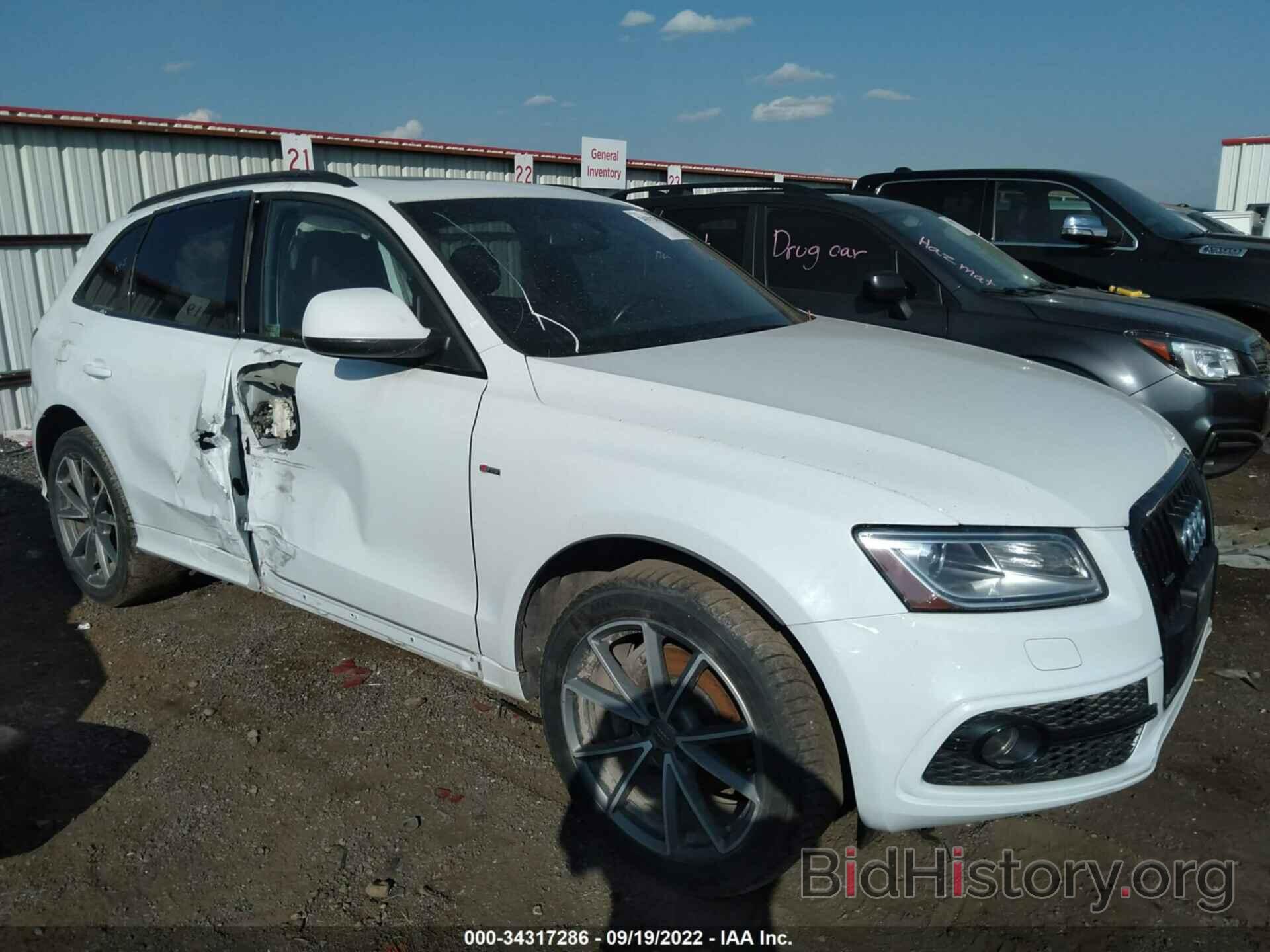 Photo WA1DMAFP4FA049960 - AUDI Q5 2015