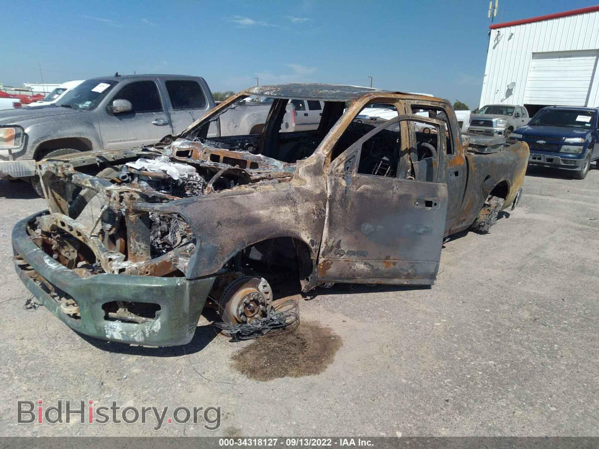 2022 RAM 2500 - VIN: 3C6UR5DL8NG201695 - Фото 2