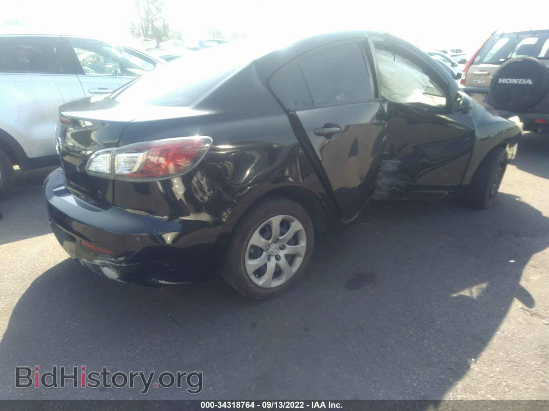 2013 MAZDA MAZDA3 - VIN: JM1BL1TF5D1766117 - Фото 4