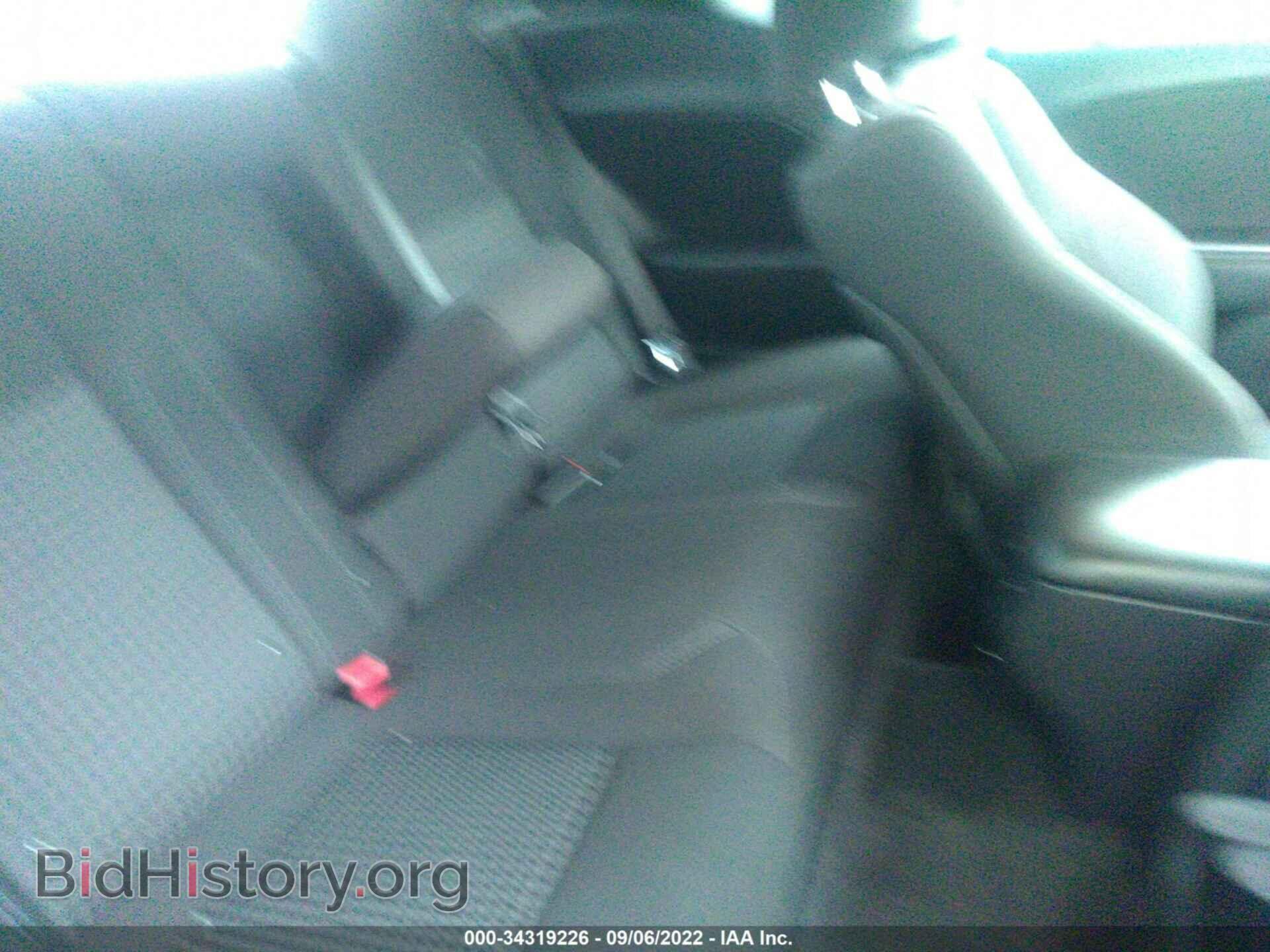 2016 DODGE CHALLENGER - VIN: 2C3CDZAG7GH231943 - Фото 8