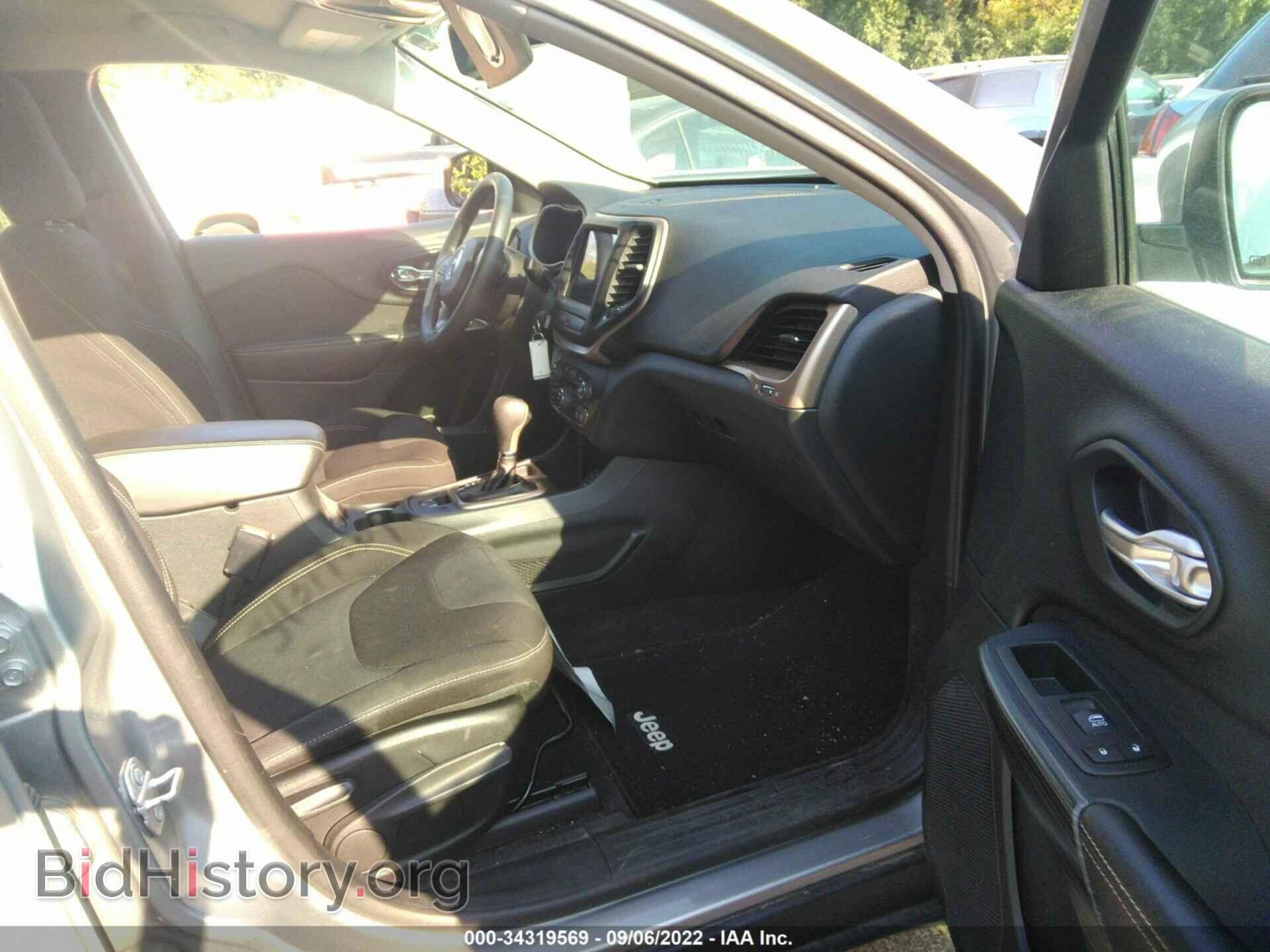 2016 JEEP CHEROKEE - VIN: 1C4PJLCS4GW288266 - Фото 5