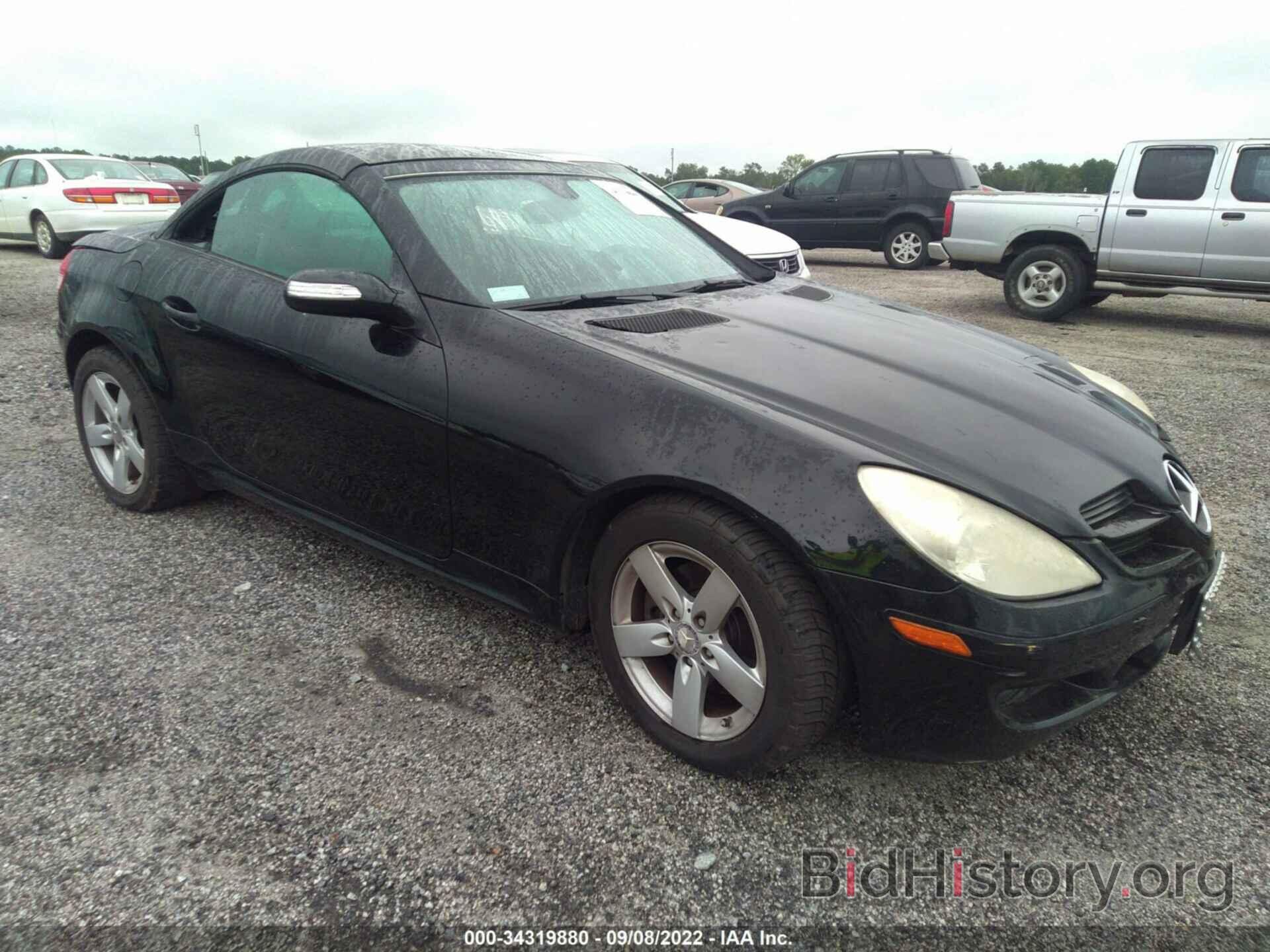 Photo WDBWK54F28F183523 - MERCEDES-BENZ SLK-CLASS 2008