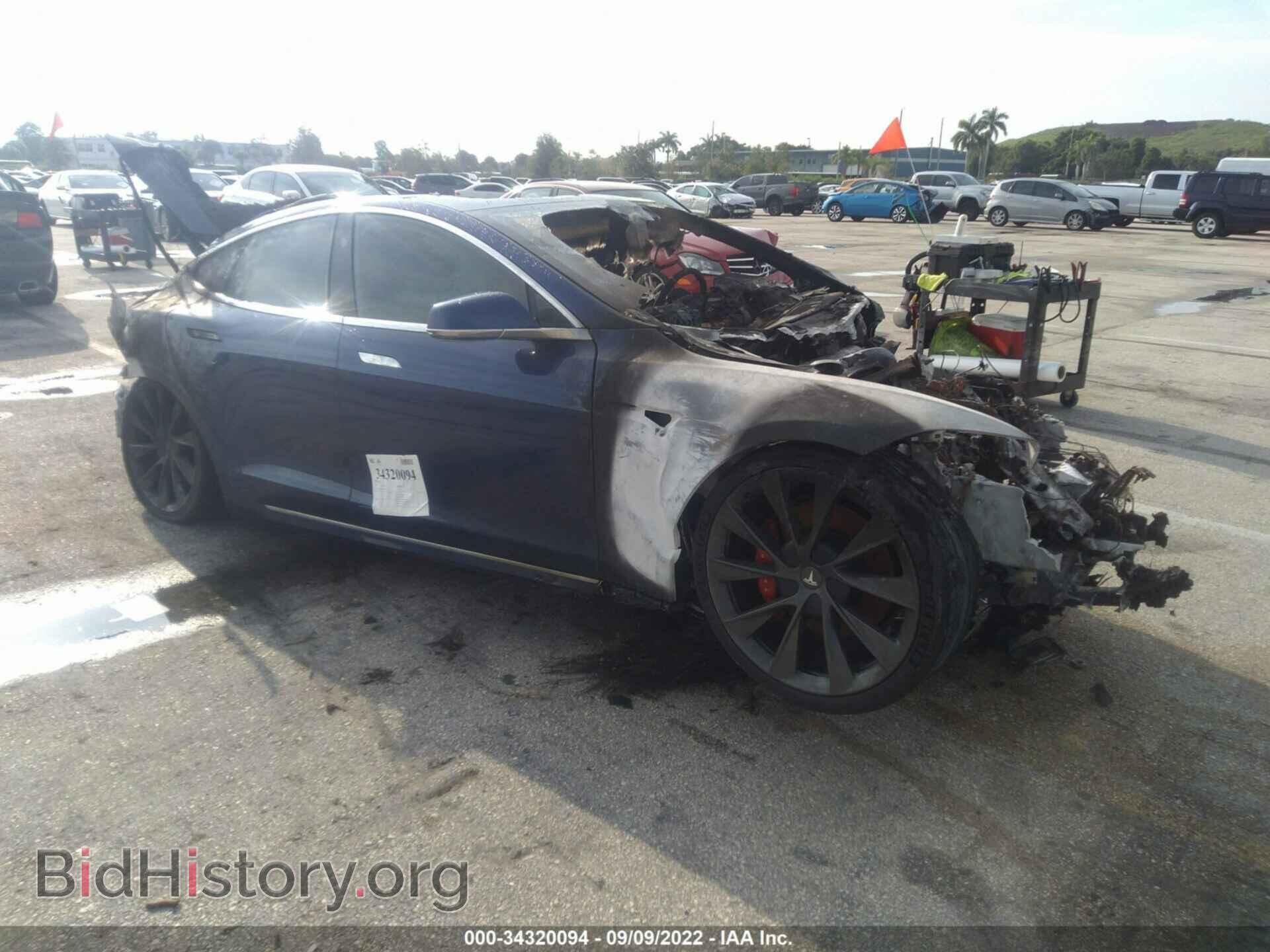 Фотография 5YJSA1E46LF400397 - TESLA MODEL S 2020