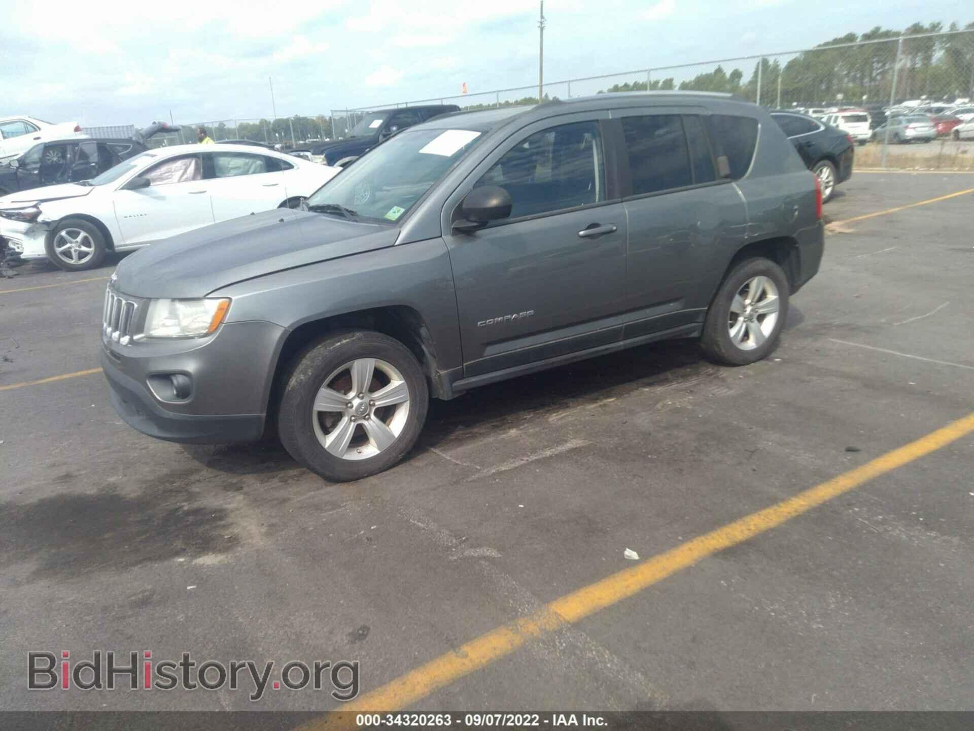 2012 JEEP COMPASS - VIN: 1C4NJCEB3CD634513 - Photo 2