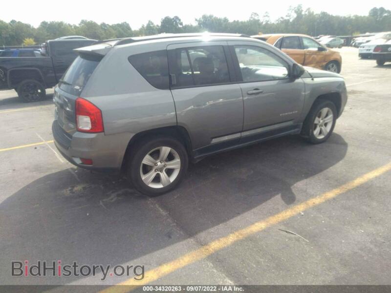 2012 Jeep COMPASS (VIN 1C4NJCEB3CD634513) — photo 4 of 11