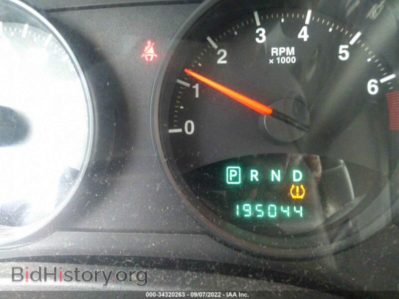 2012 Jeep COMPASS (VIN 1C4NJCEB3CD634513) — photo 7 of 11