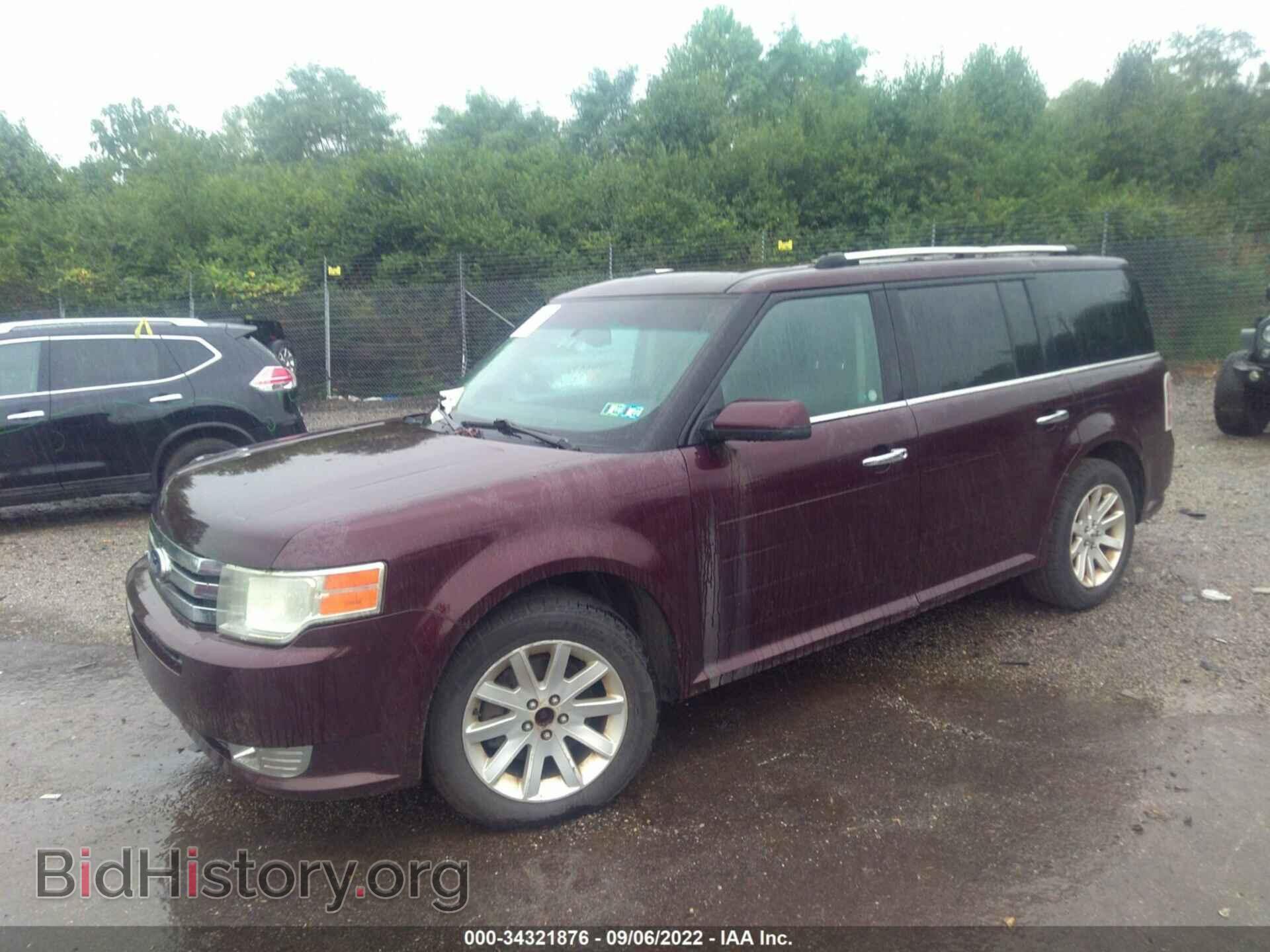 2011 FORD FLEX - VIN: 2FMGK5CCXBBD19303 - Photo 2