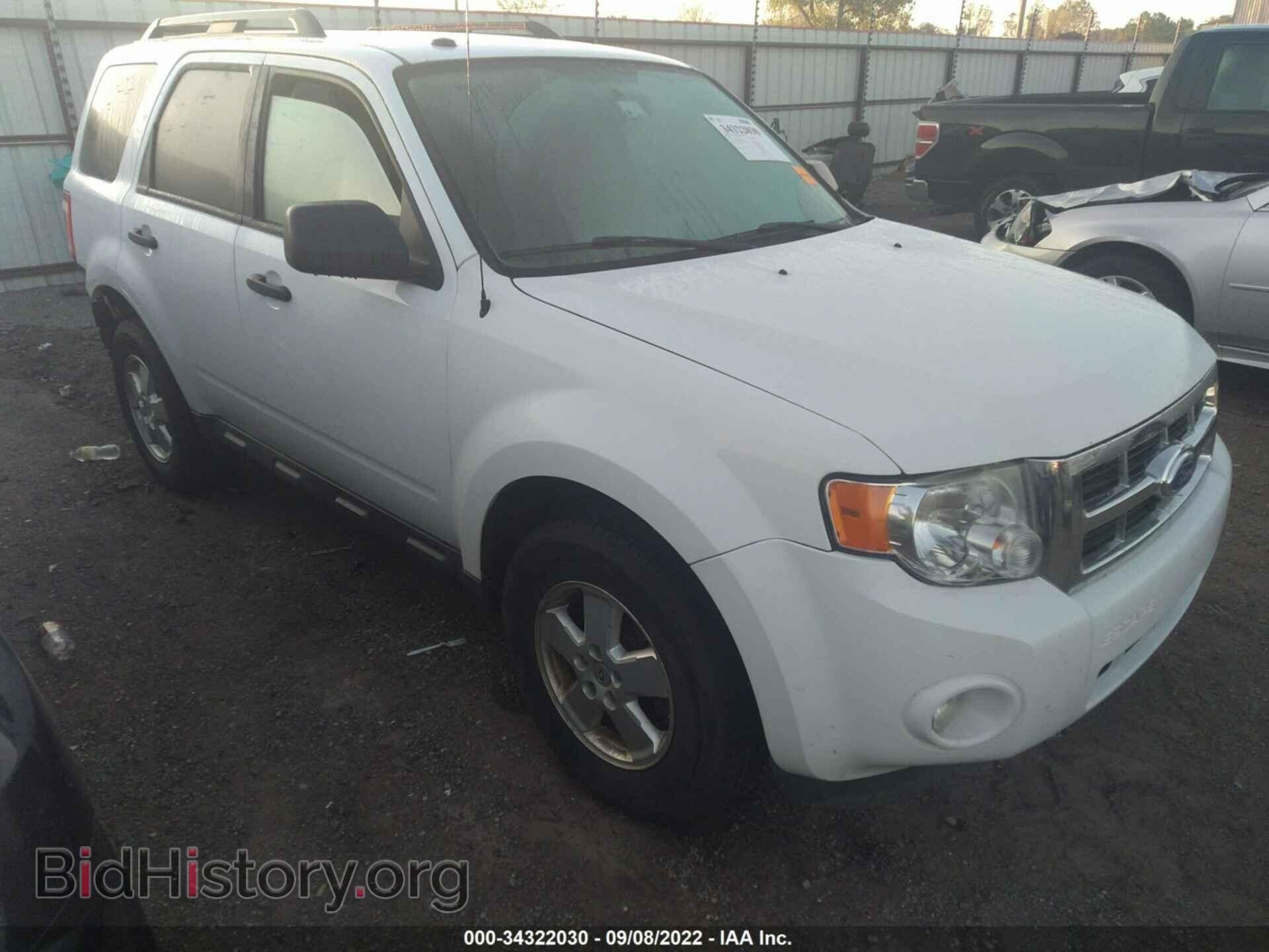 Photo 1FMCU9D78BKC11530 - FORD ESCAPE 2011