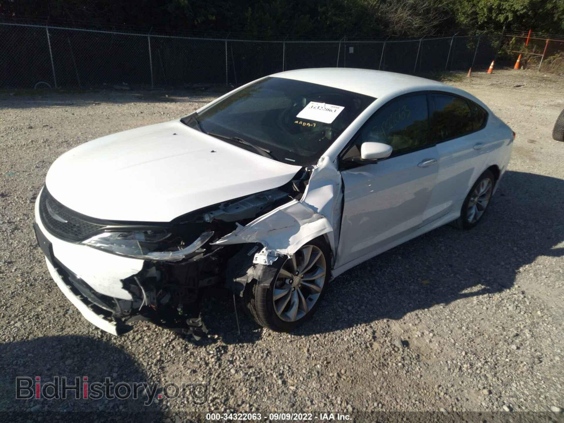 2016 CHRYSLER 200 - VIN: 1C3CCCBB3GN125371 - Фото 2