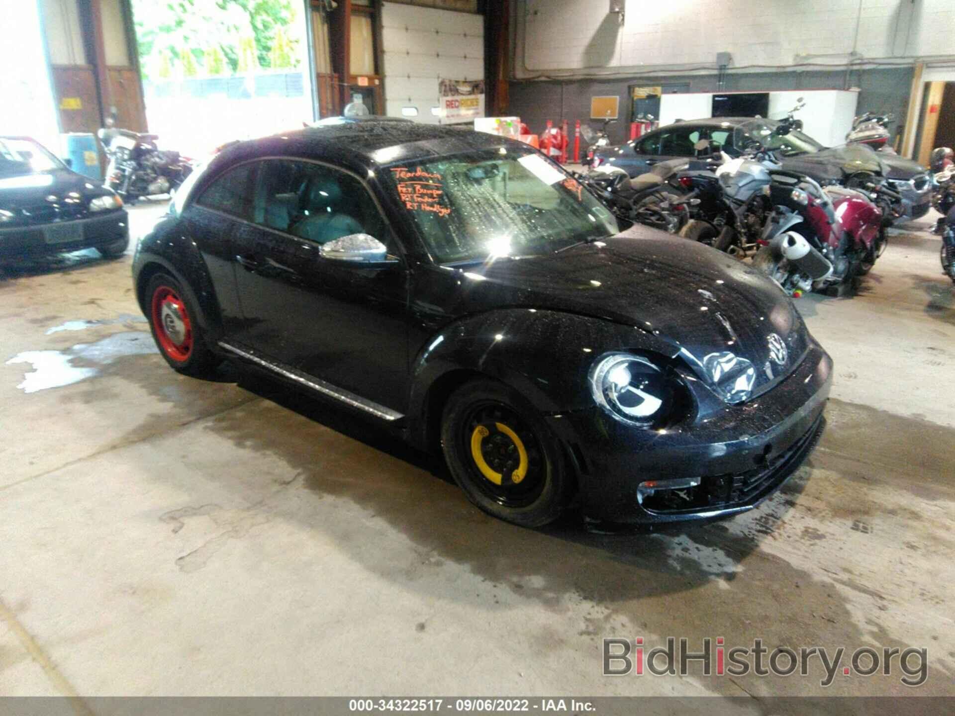 Photo 3VWHX7AT8DM649044 - VOLKSWAGEN BEETLE COUPE 2013