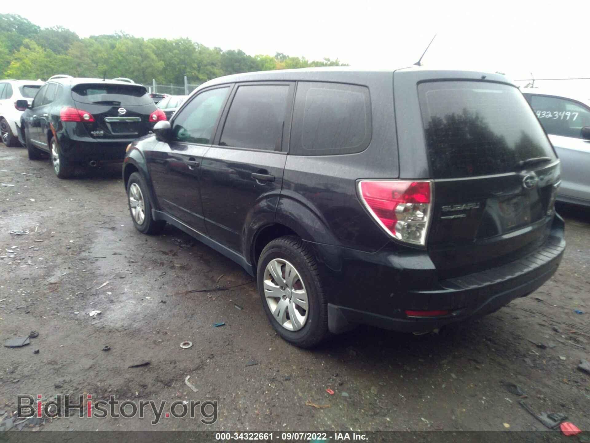 2011 SUBARU FORESTER - VIN: JF2SHAACXBH736546 - Фото 3