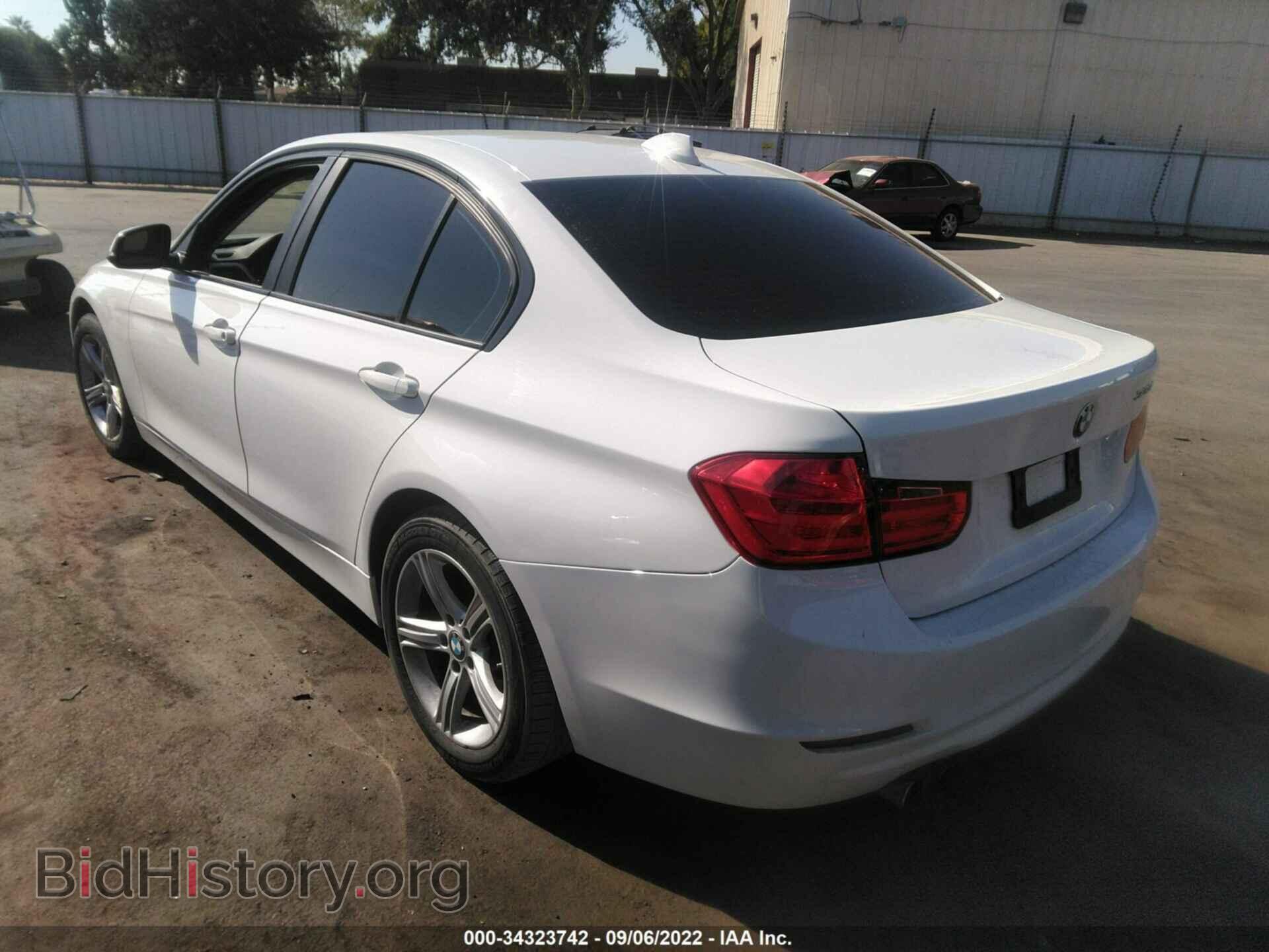 2012 BMW 3 SERIES - VIN: WBA3A5C58CF341675 - Фото 3