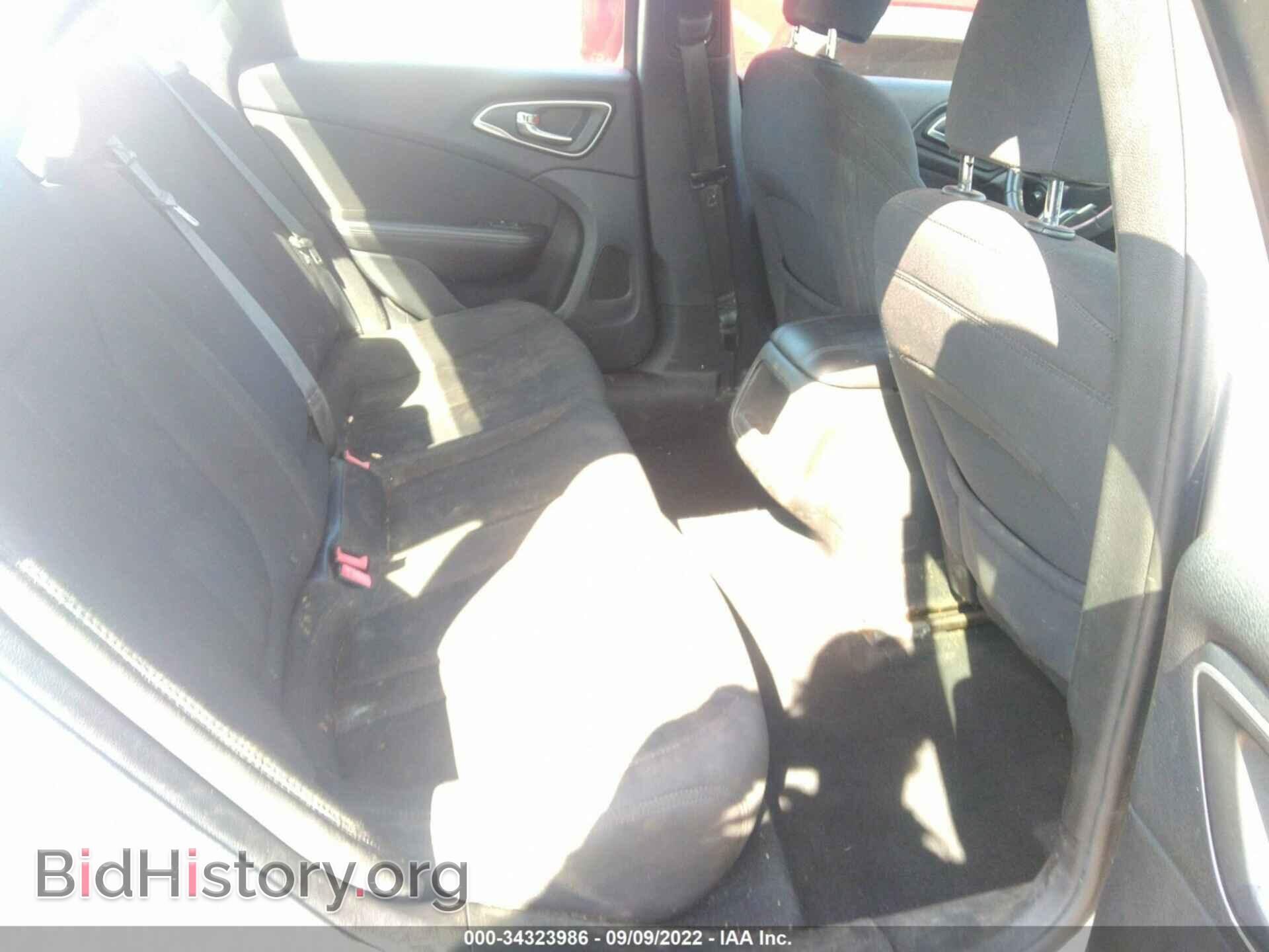 2015 CHRYSLER 200 - VIN: 1C3CCCAB7FN616428 - Фото 8