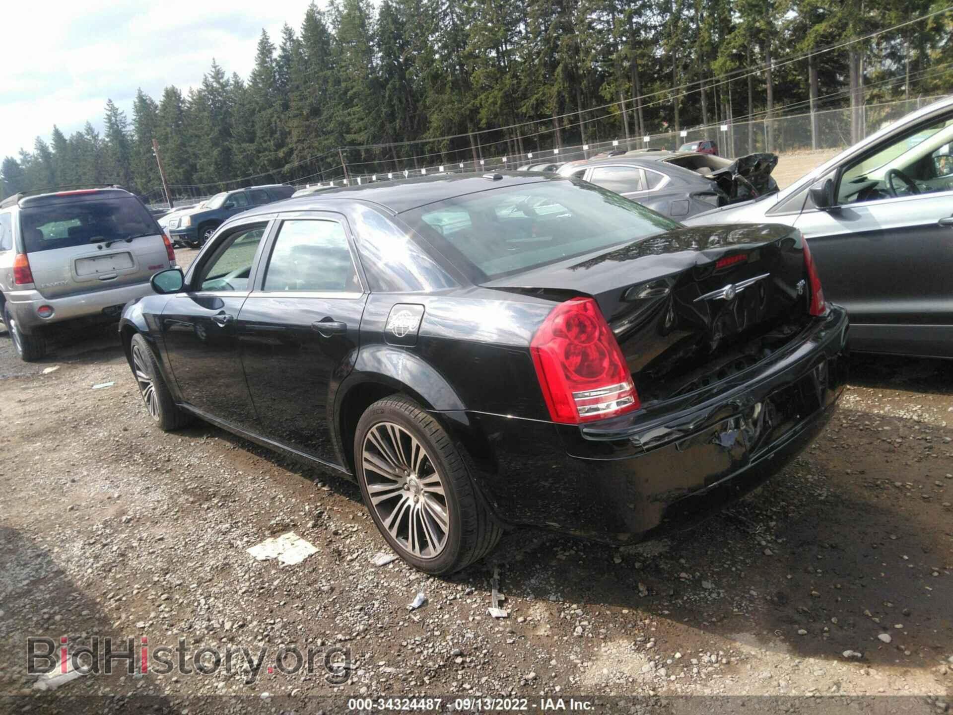2010 CHRYSLER 300 - VIN: 2C3CA2CV0AH297740 - Фото 3