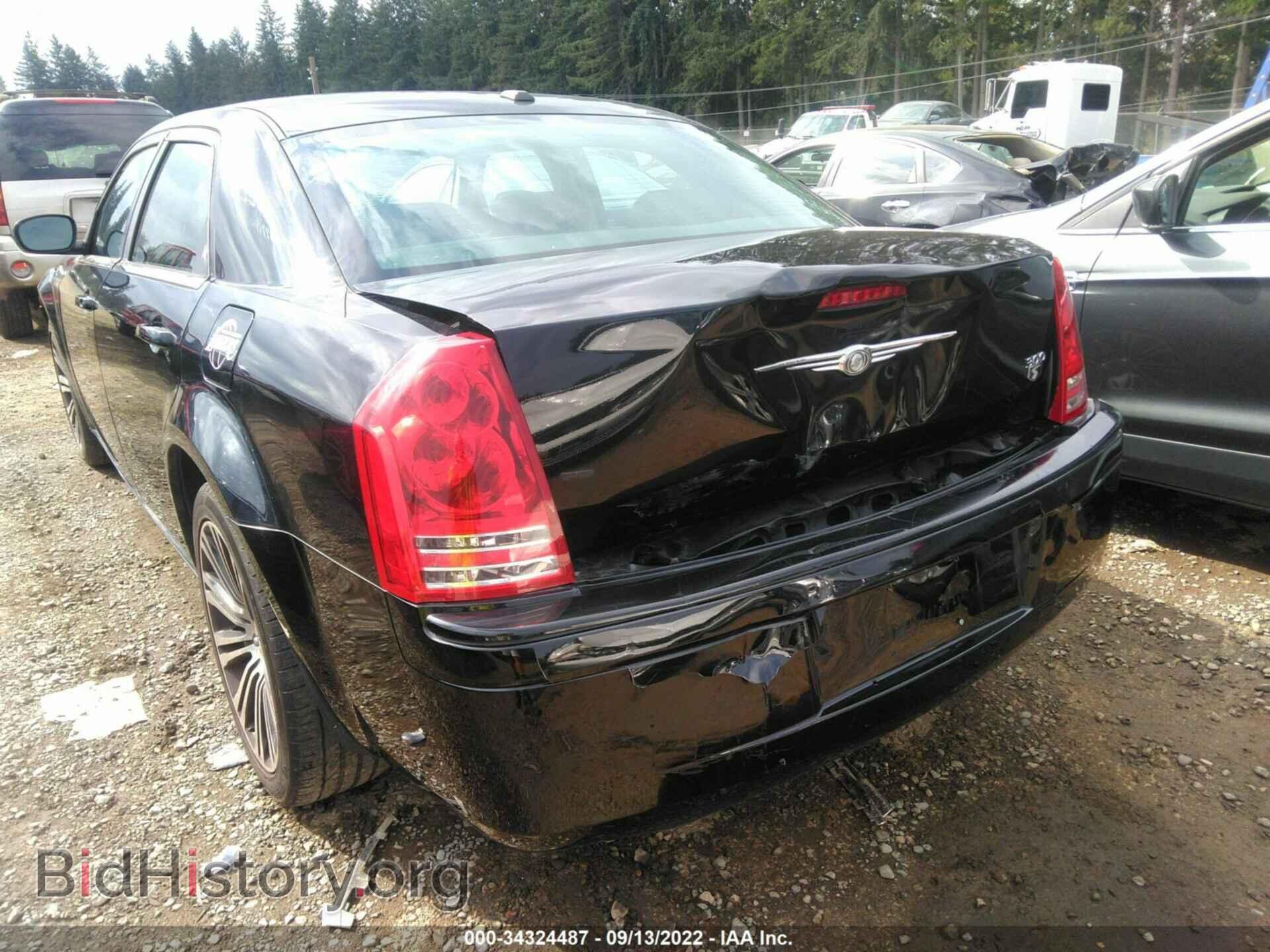 2010 CHRYSLER 300 - VIN: 2C3CA2CV0AH297740 - Фото 6