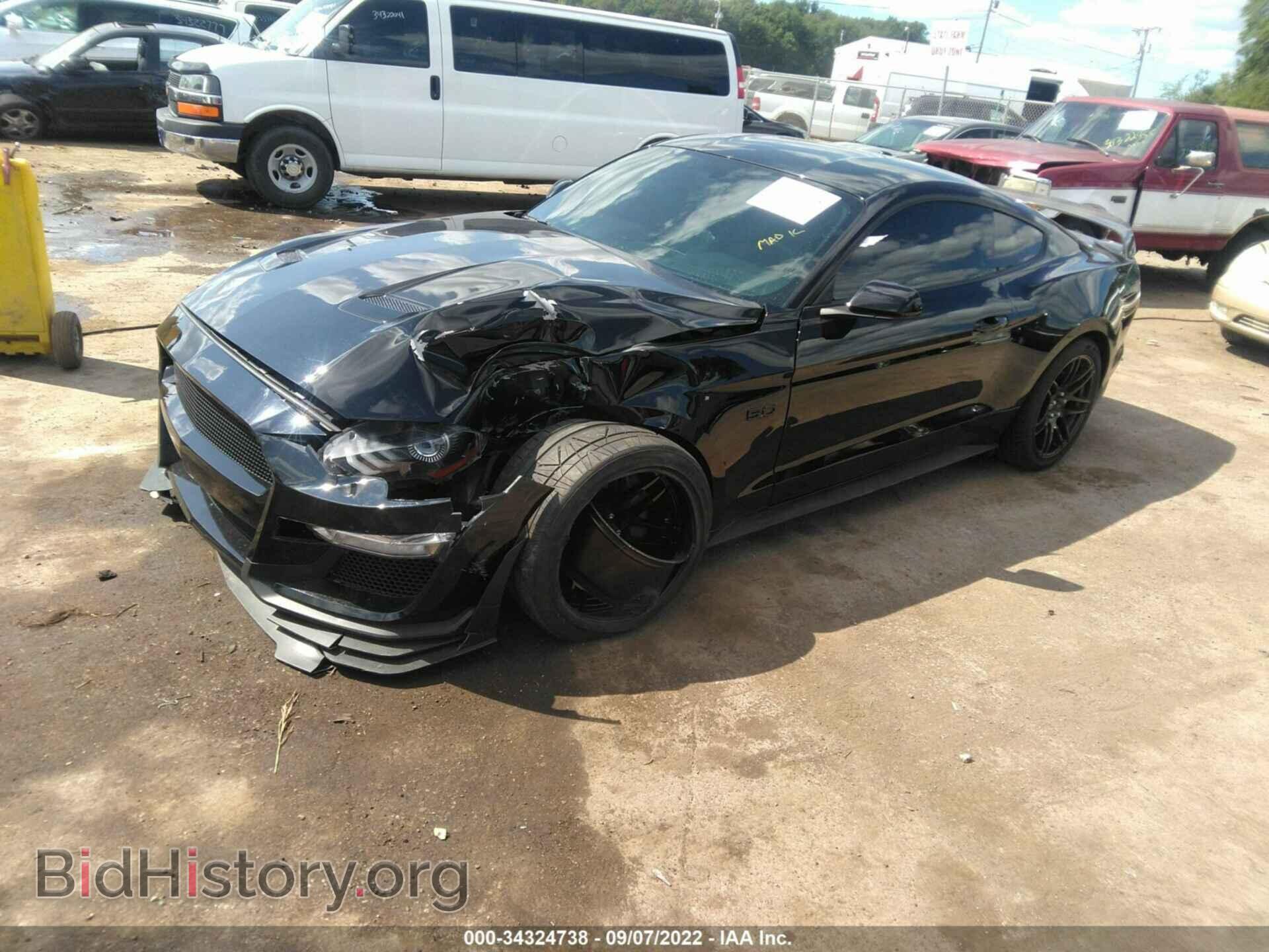 2019 FORD MUSTANG - VIN: 1FA6P8CF0K5122602 - Фото 2