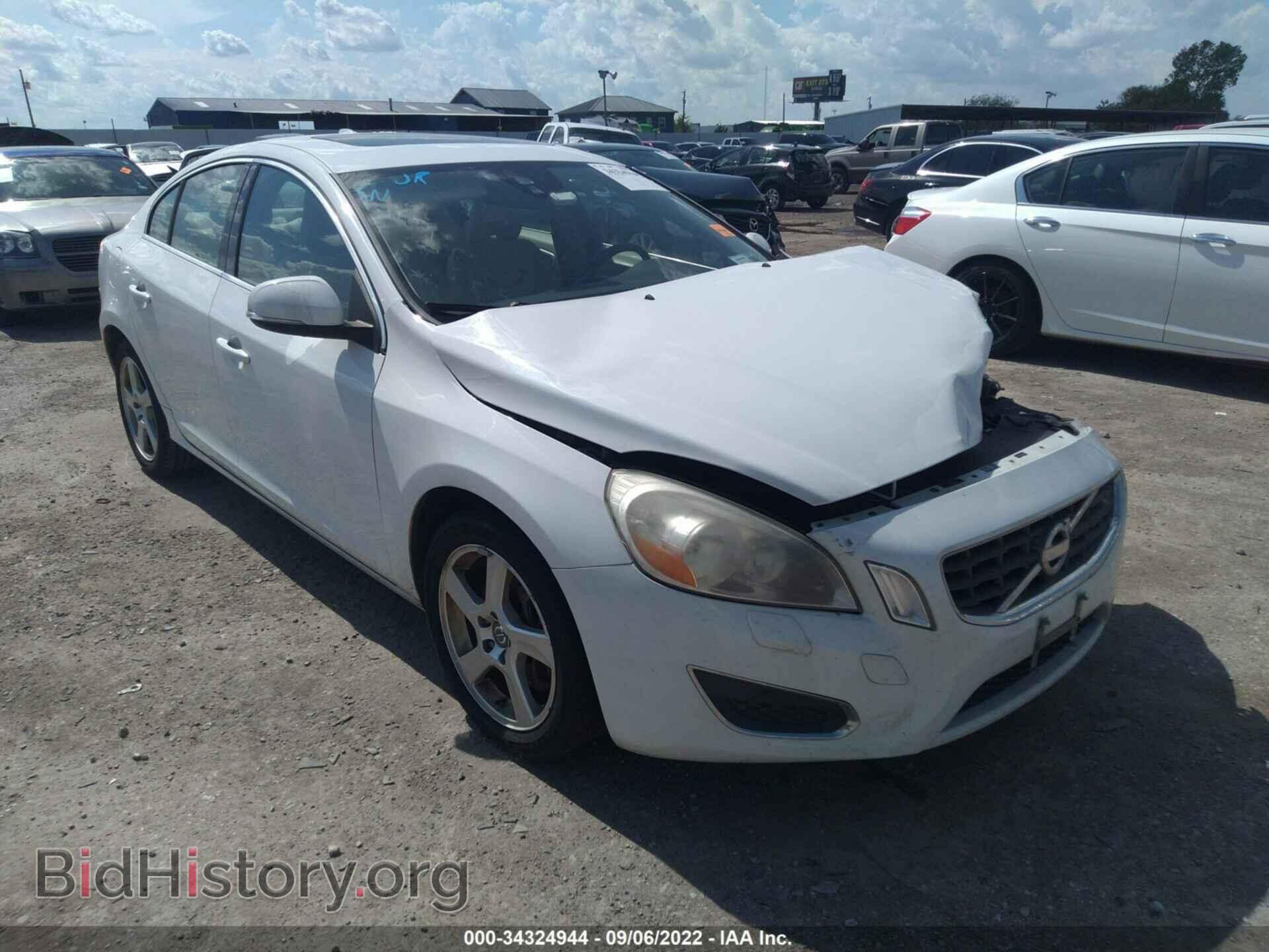 Photo YV1622FS9C2038421 - VOLVO S60 2012