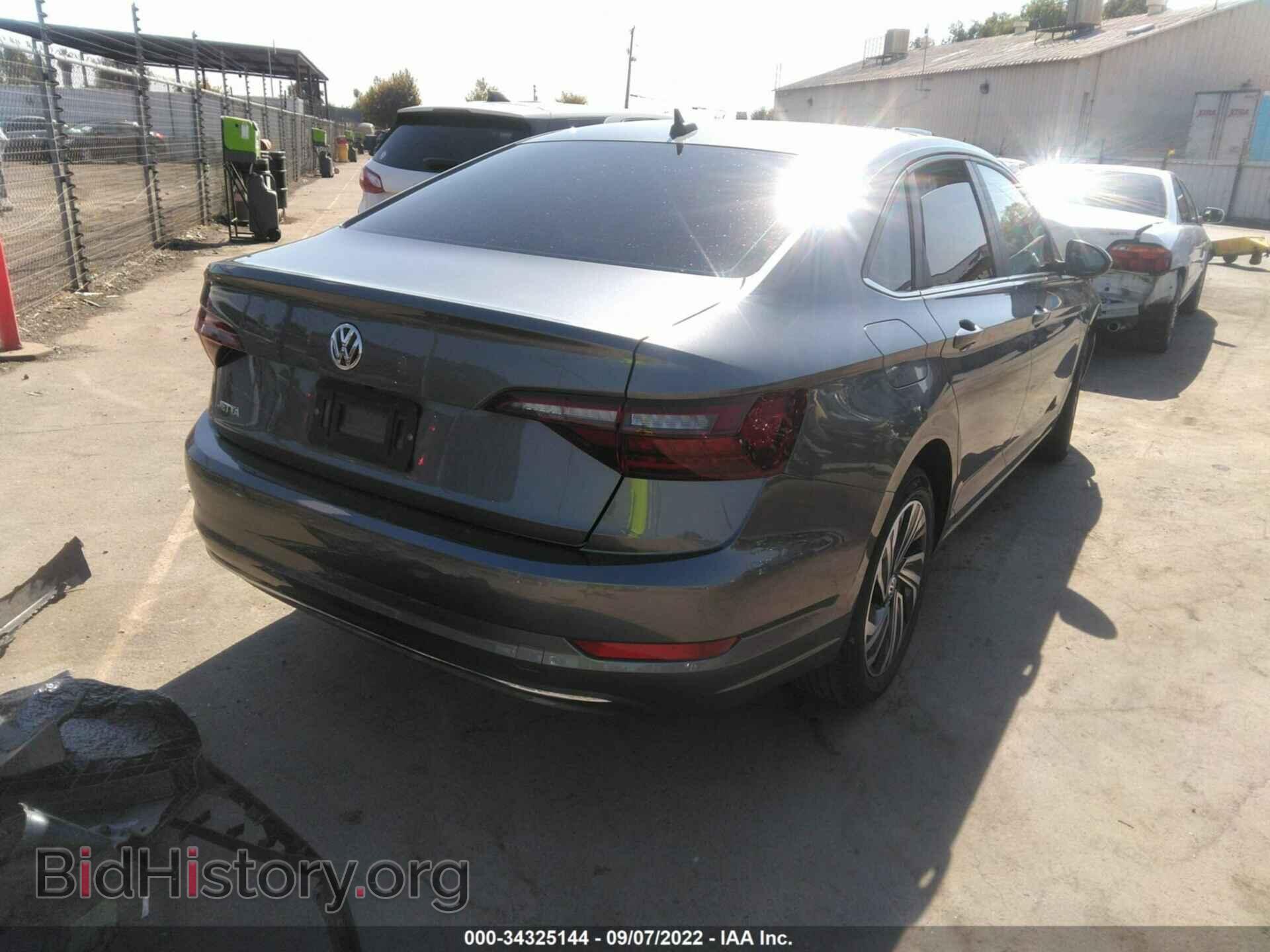 2020 VOLKSWAGEN JETTA - VIN: 3VWEB7BU5LM060413 - Фото 4