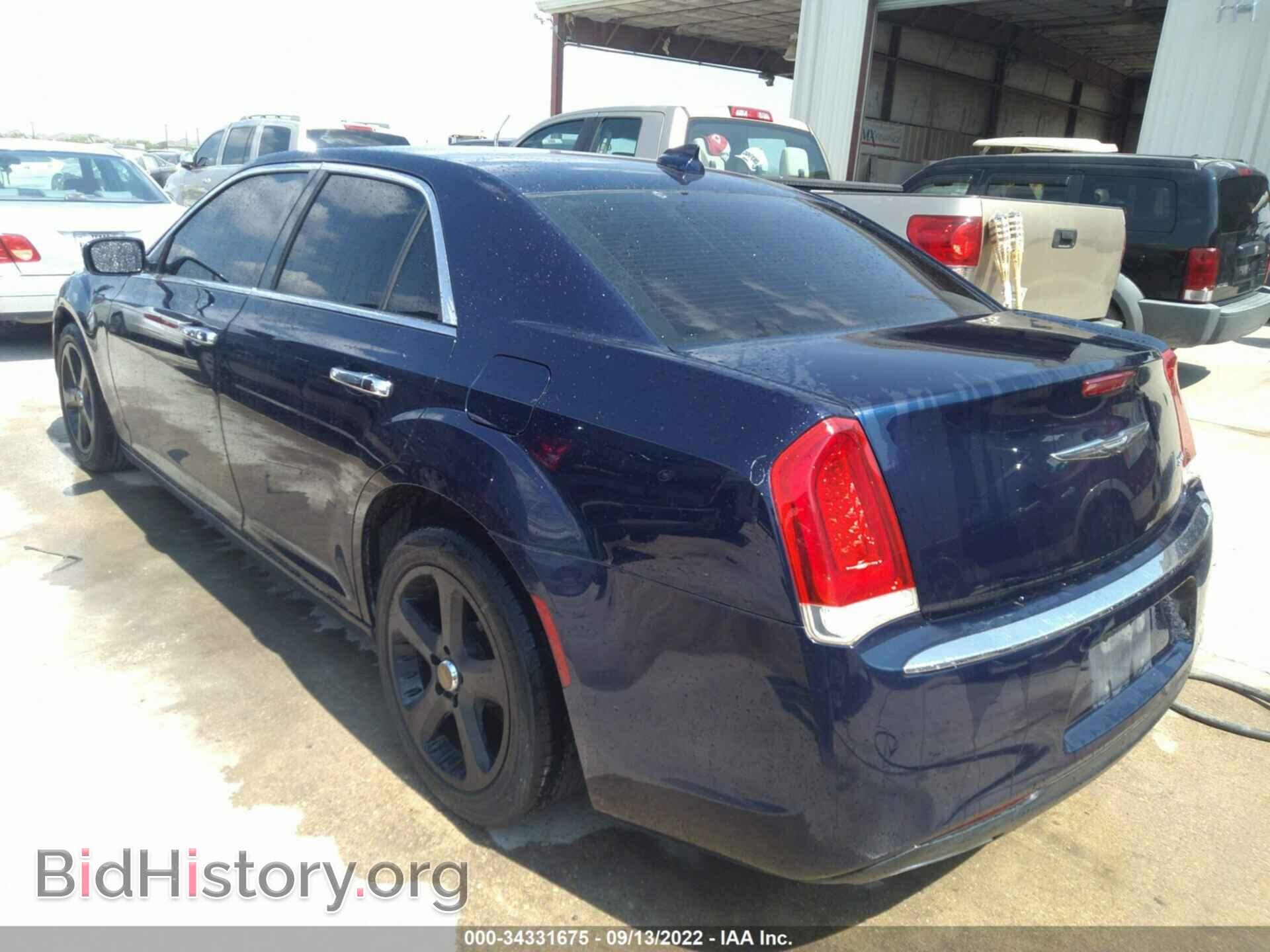 2015 CHRYSLER 300 - VIN: 2C3CCAAG0FH818245 - Фото 3