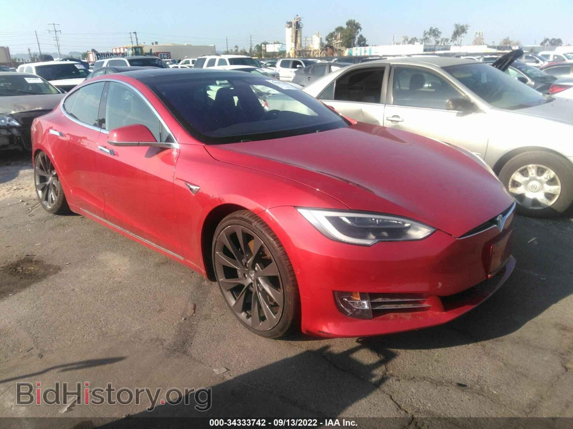 Фотография 5YJSA1E24JF259647 - TESLA MODEL S 2018