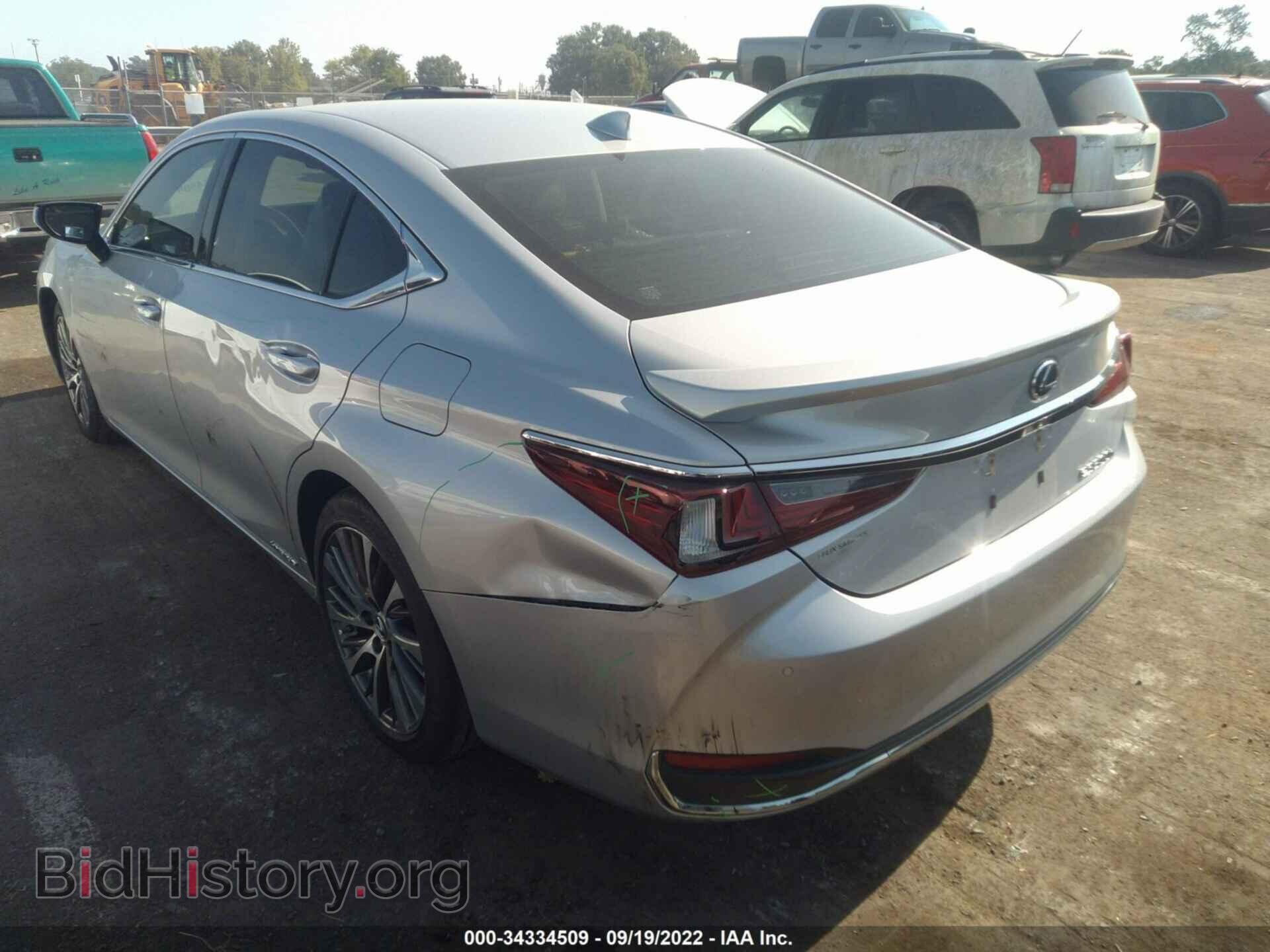 2019 LEXUS ES - VIN: JTHB21B15K2032222 - Фото 3