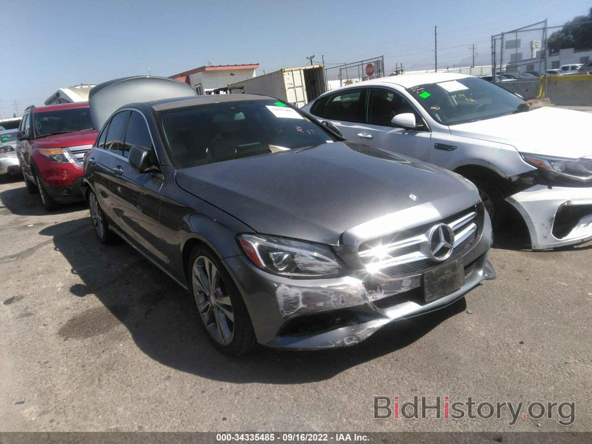 Photo 55SWF4JB2HU183168 - MERCEDES-BENZ C-CLASS 2017