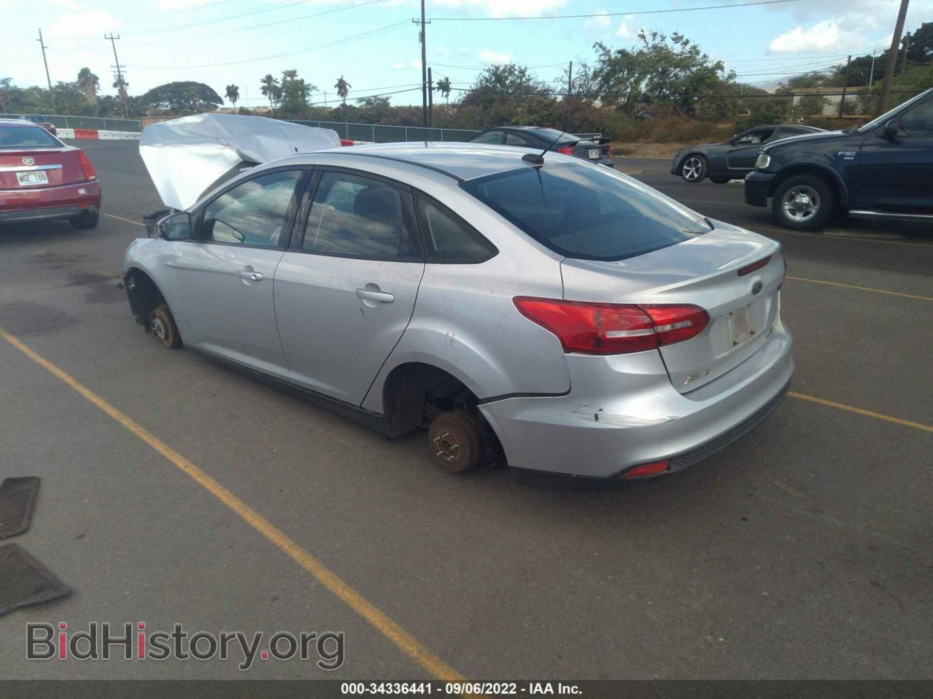 2016 FORD FOCUS - VIN: 1FADP3F2XGL338916 - Фото 3