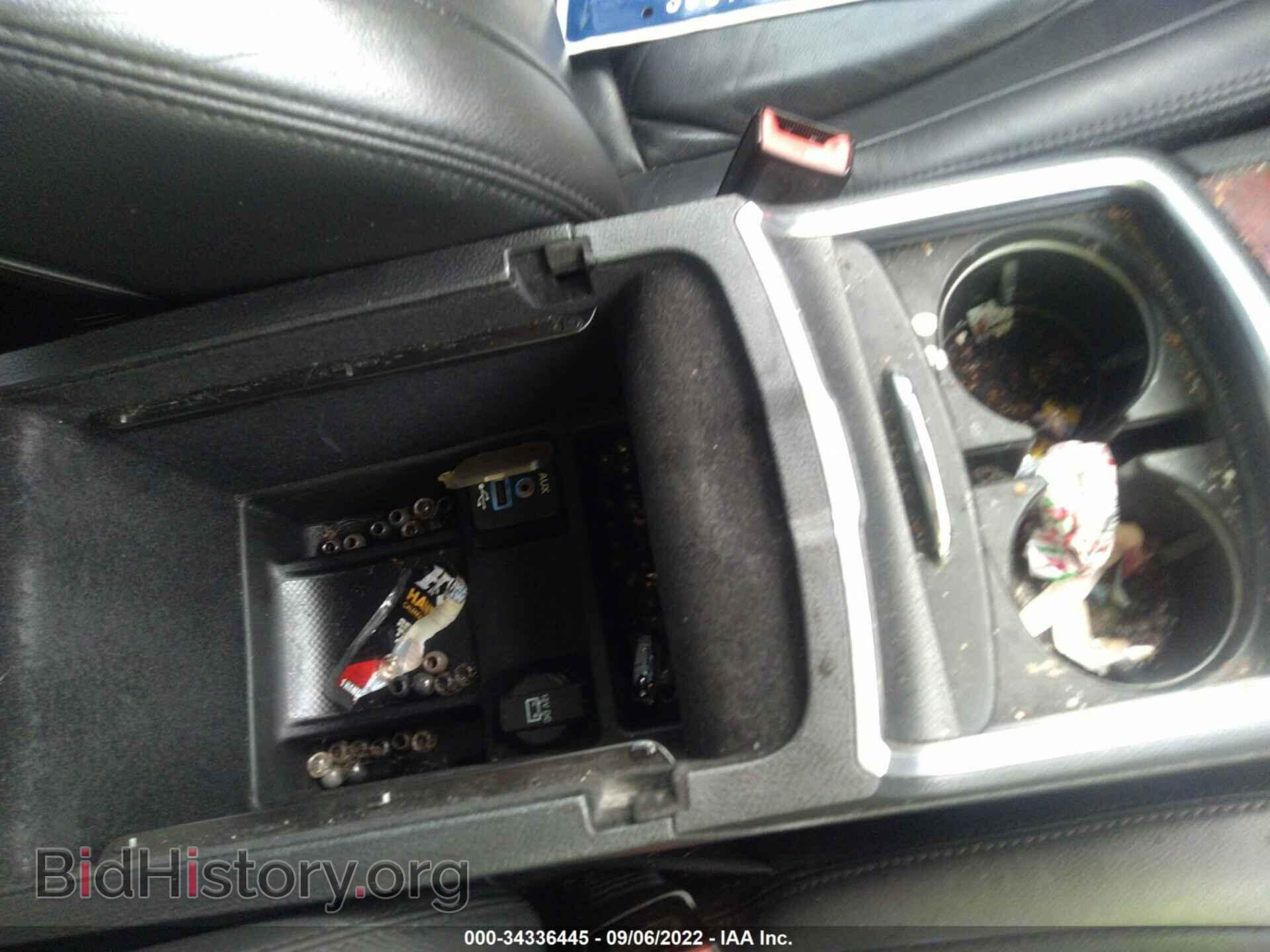 2012 CHRYSLER 300 - VIN: 2C3CCAAG9CH166432 - Фото 12