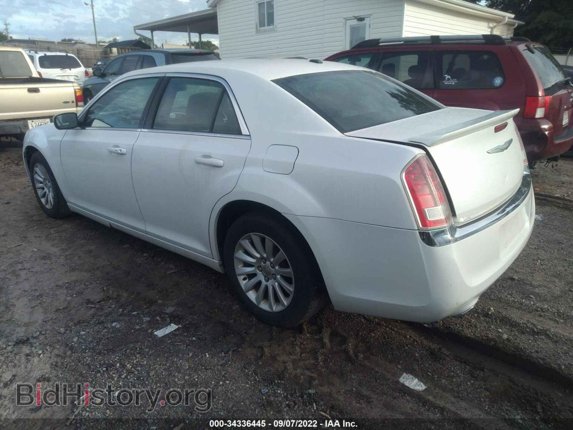 2012 CHRYSLER 300 - VIN: 2C3CCAAG9CH166432 - Фото 3