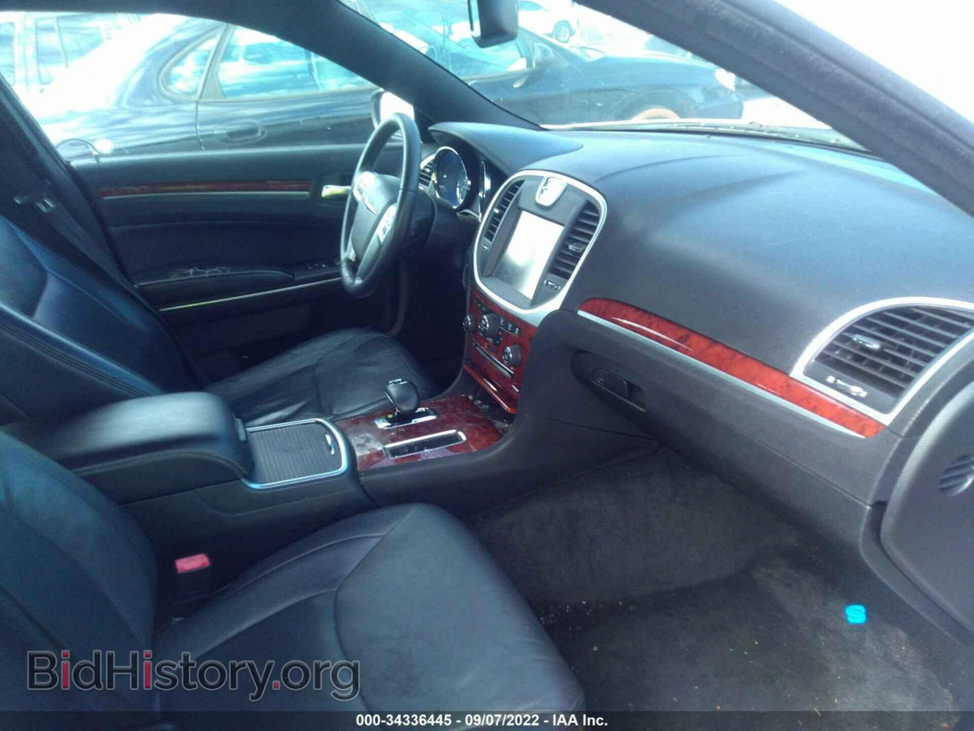 2012 CHRYSLER 300 - VIN: 2C3CCAAG9CH166432 - Фото 5