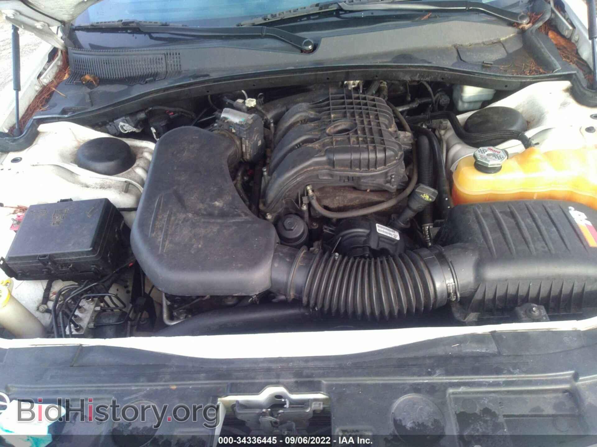 2012 CHRYSLER 300 - VIN: 2C3CCAAG9CH166432 - Фото 10