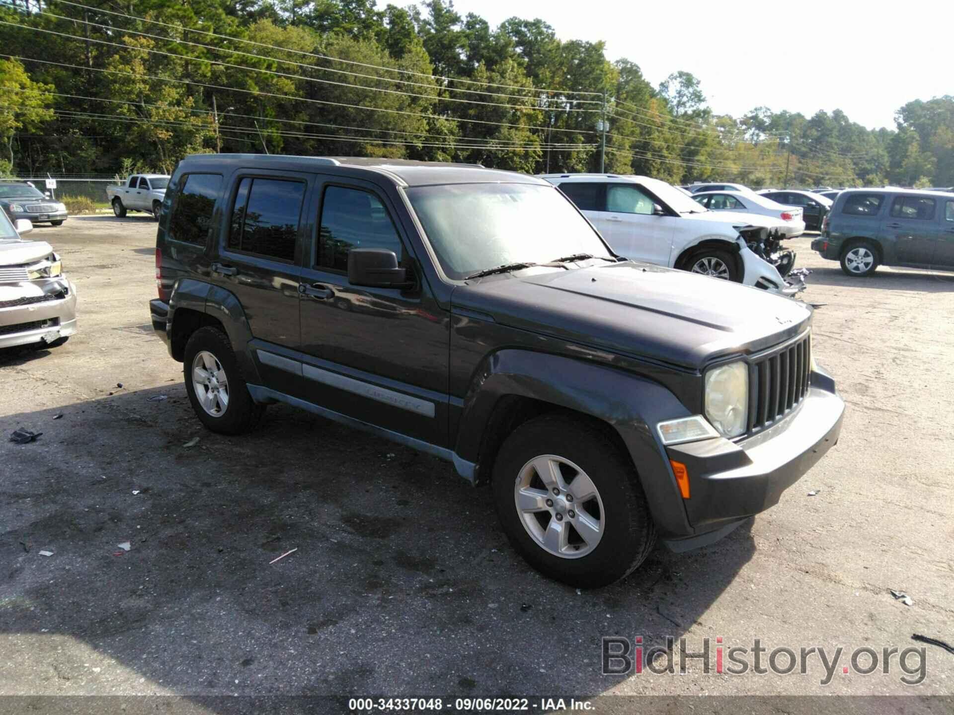 Фотография 1J4PP2GK2BW532180 - JEEP LIBERTY 2011