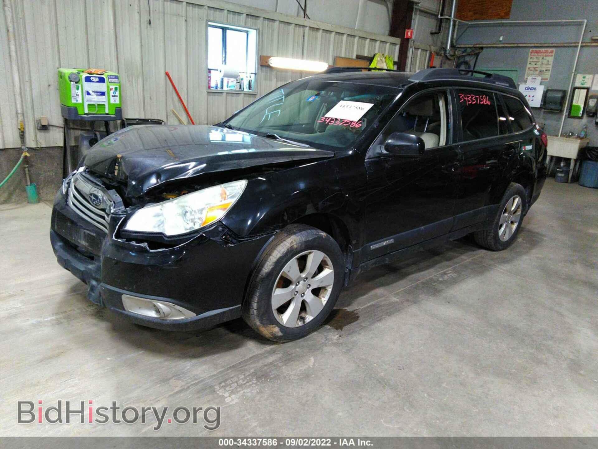 2011 SUBARU OUTBACK - VIN: 4S4BRBCC5B3402058 - Фото 2