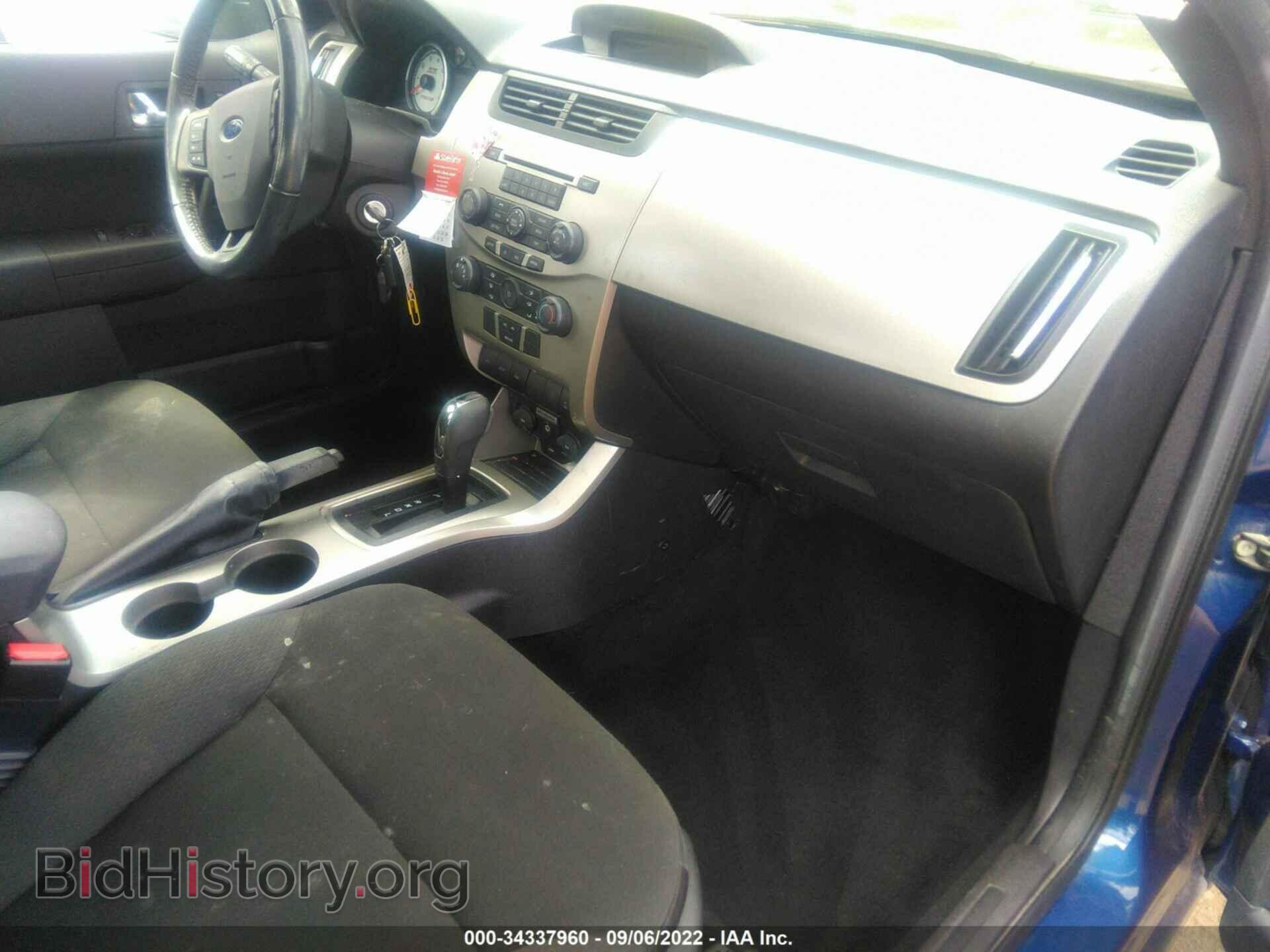 2009 FORD FOCUS - VIN: 1FAHP36NX9W236853 - Фото 5