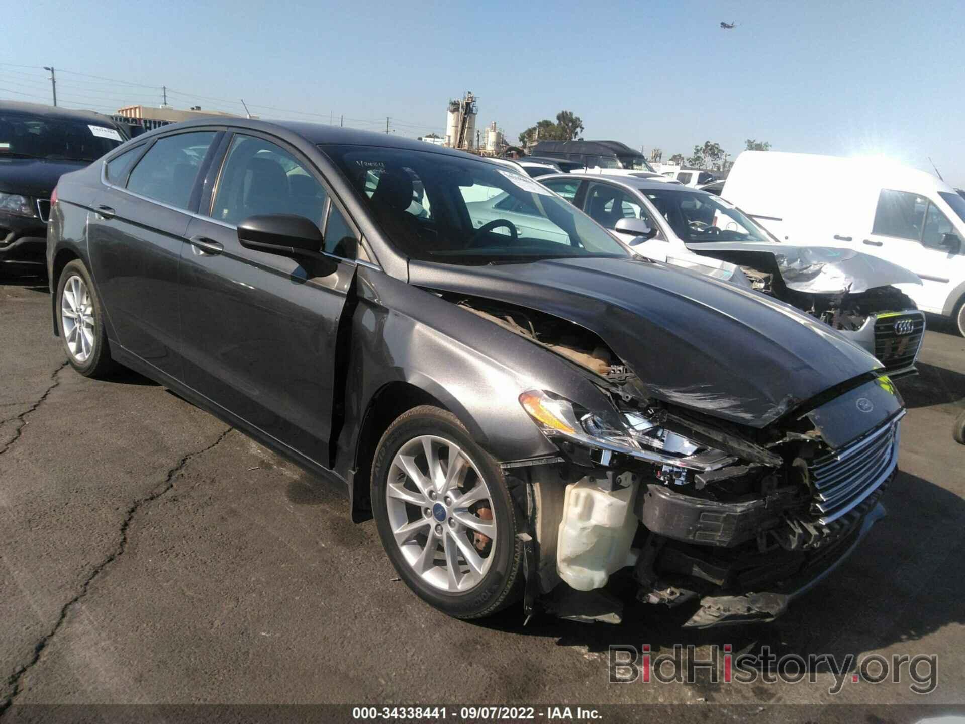 Photo 3FA6P0H73HR142187 - FORD FUSION 2017