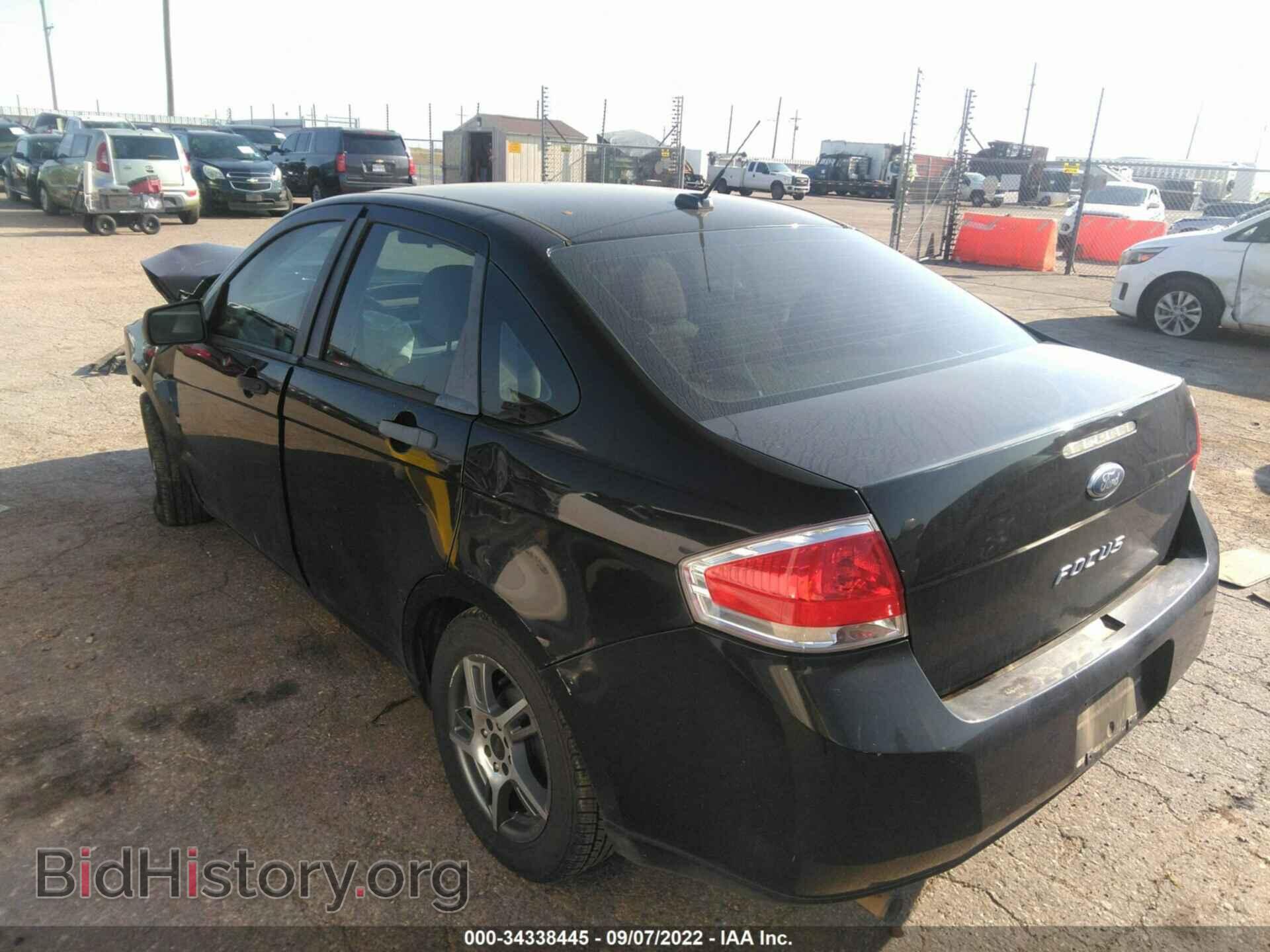 2010 FORD FOCUS - VIN: 1FAHP3EN9AW169443 - Photo 3