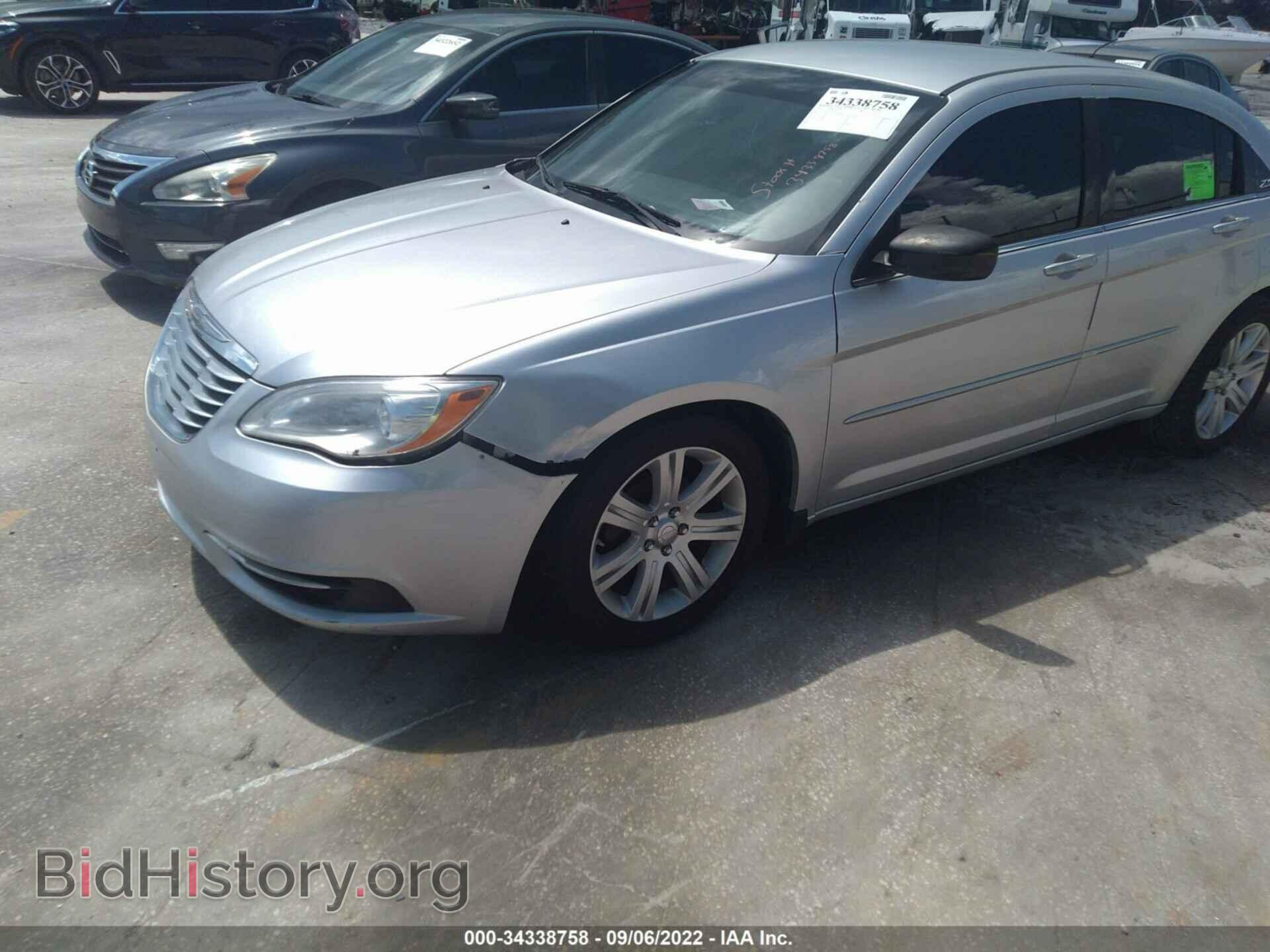 2012 CHRYSLER 200 - VIN: 1C3CCBAB9CN207577 - Фото 2