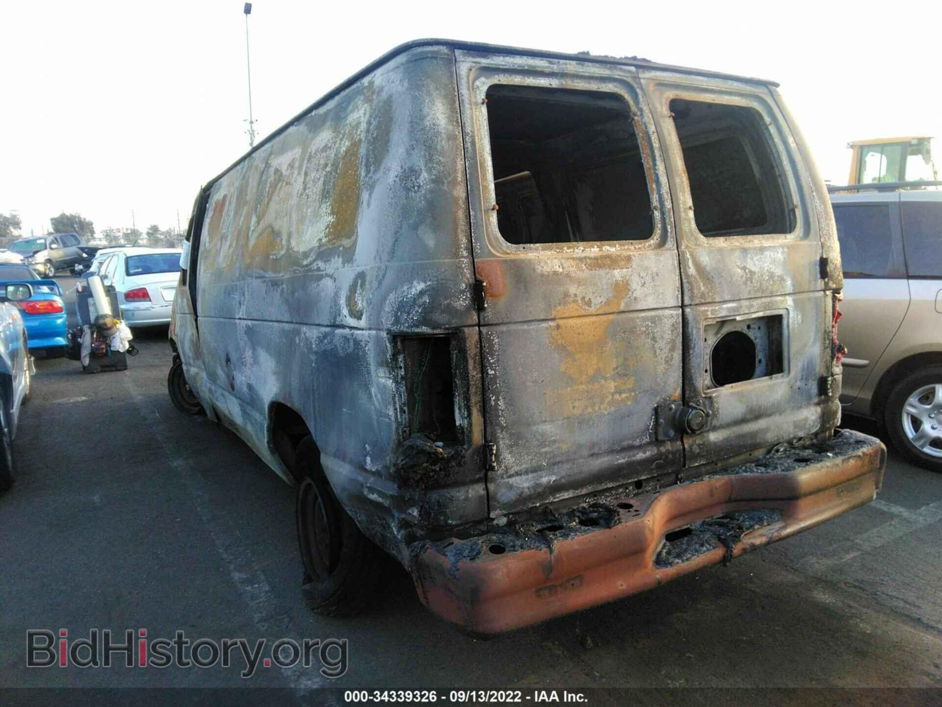 2011 FORD ECONOLINE CARGO VAN - VIN: 1FTNE2EW0BDB04130 - Photo 3